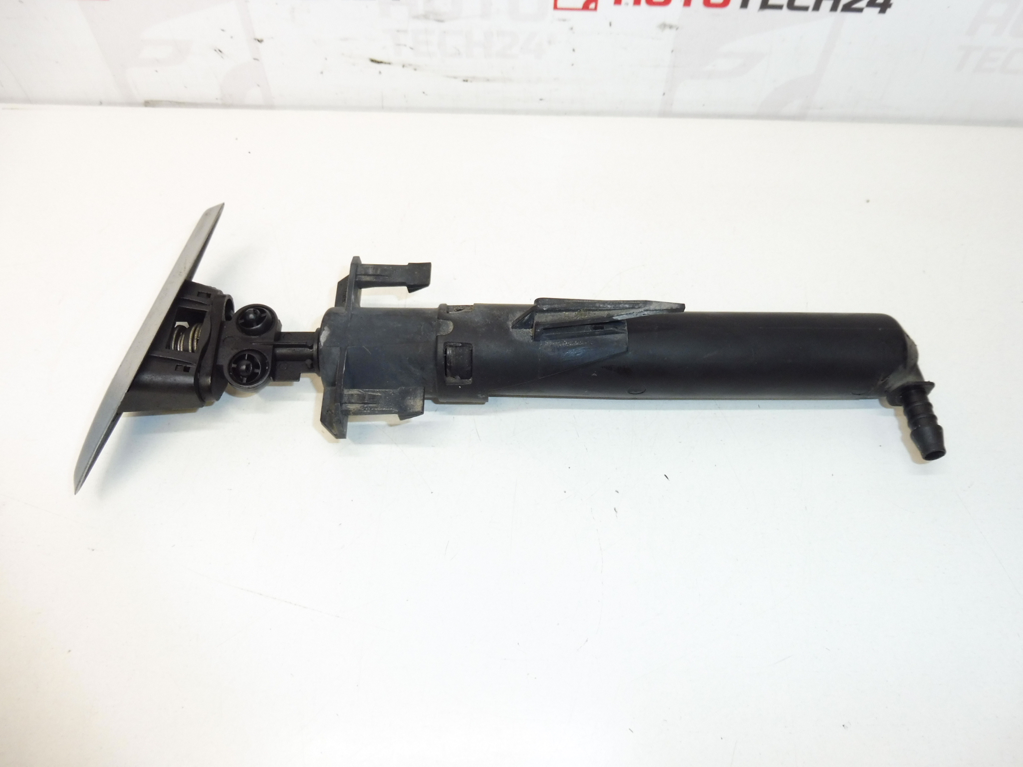 Duza spalator far dreapta Peugeot 307 II 6438P1 6438S5 6438T0