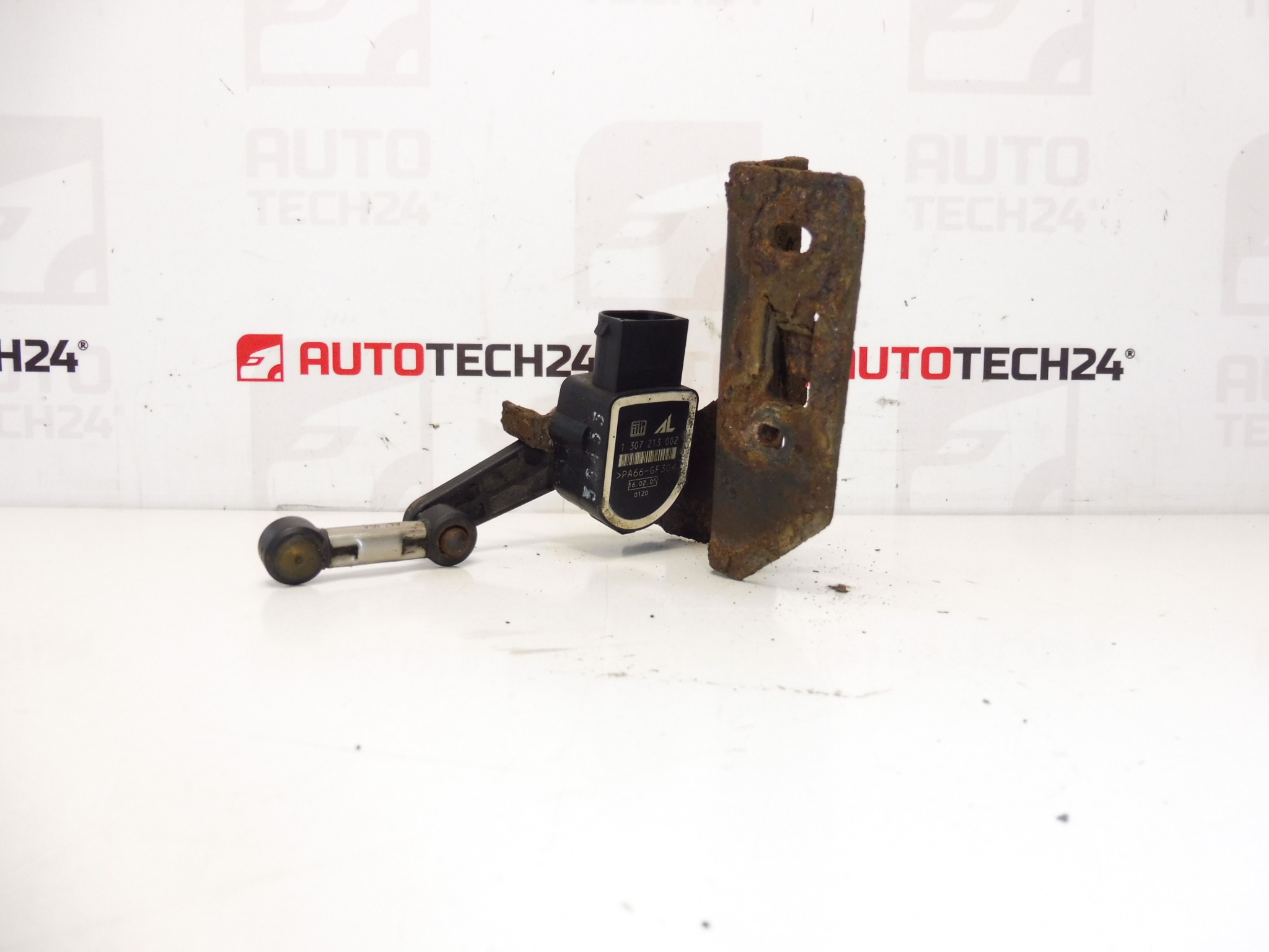 Senzor de inaltime Peugeot 307 1307213002 6224J6