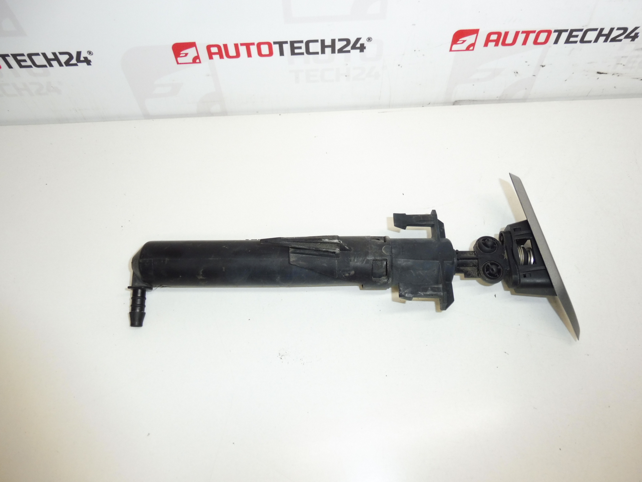 Duza spalator far stanga Peugeot 307 II 6438P1 6438S5 6438T0