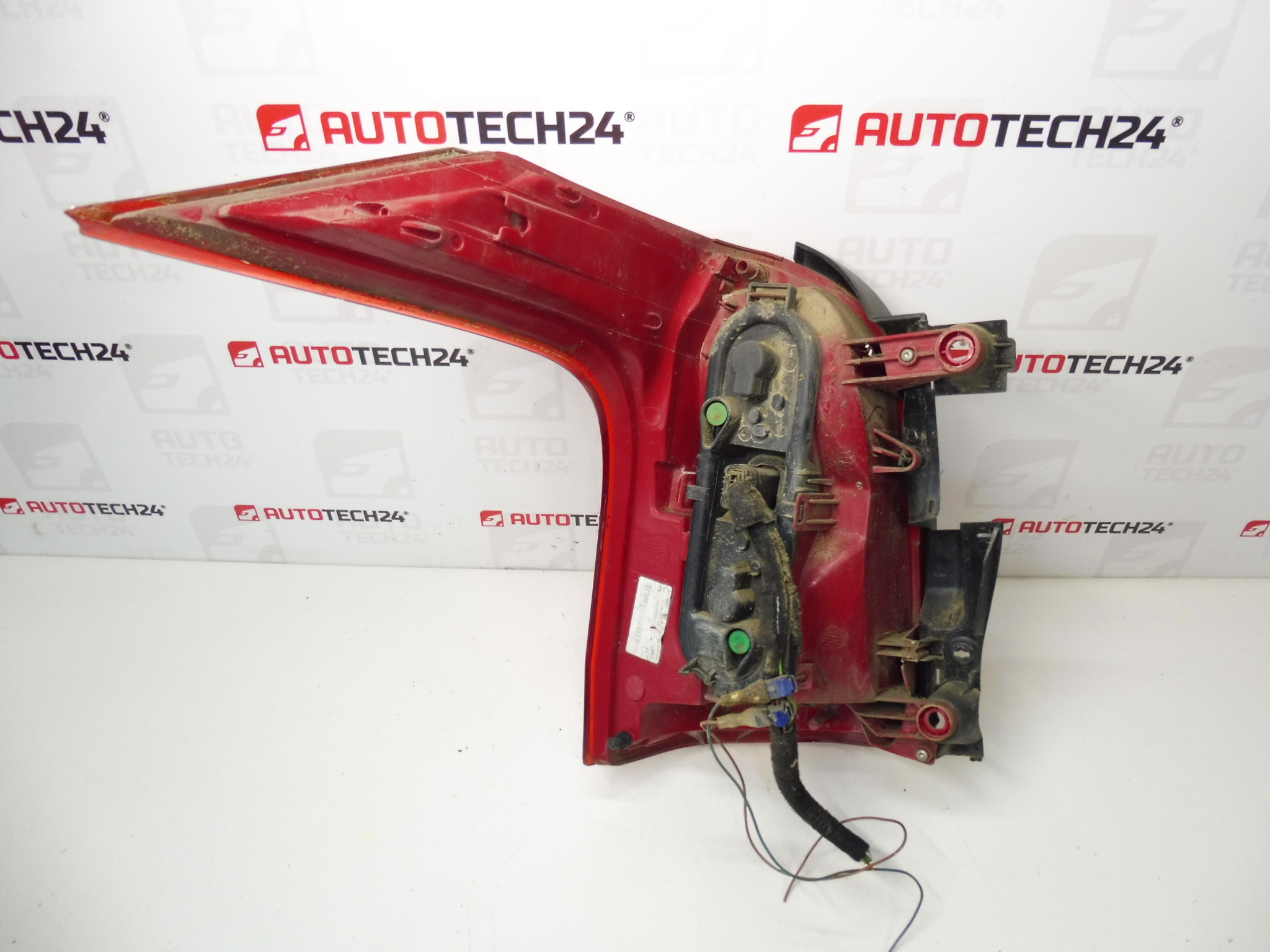 Lampa spate dreapta Peugeot 5008 I 9672666680 6351KH 6351HX