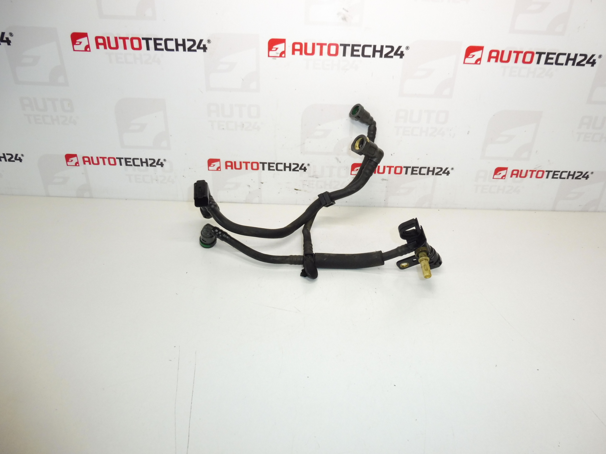 Furtunuri combustibil Citroën Peugeot 1.6 e-HDI 9808082280 1574HS
