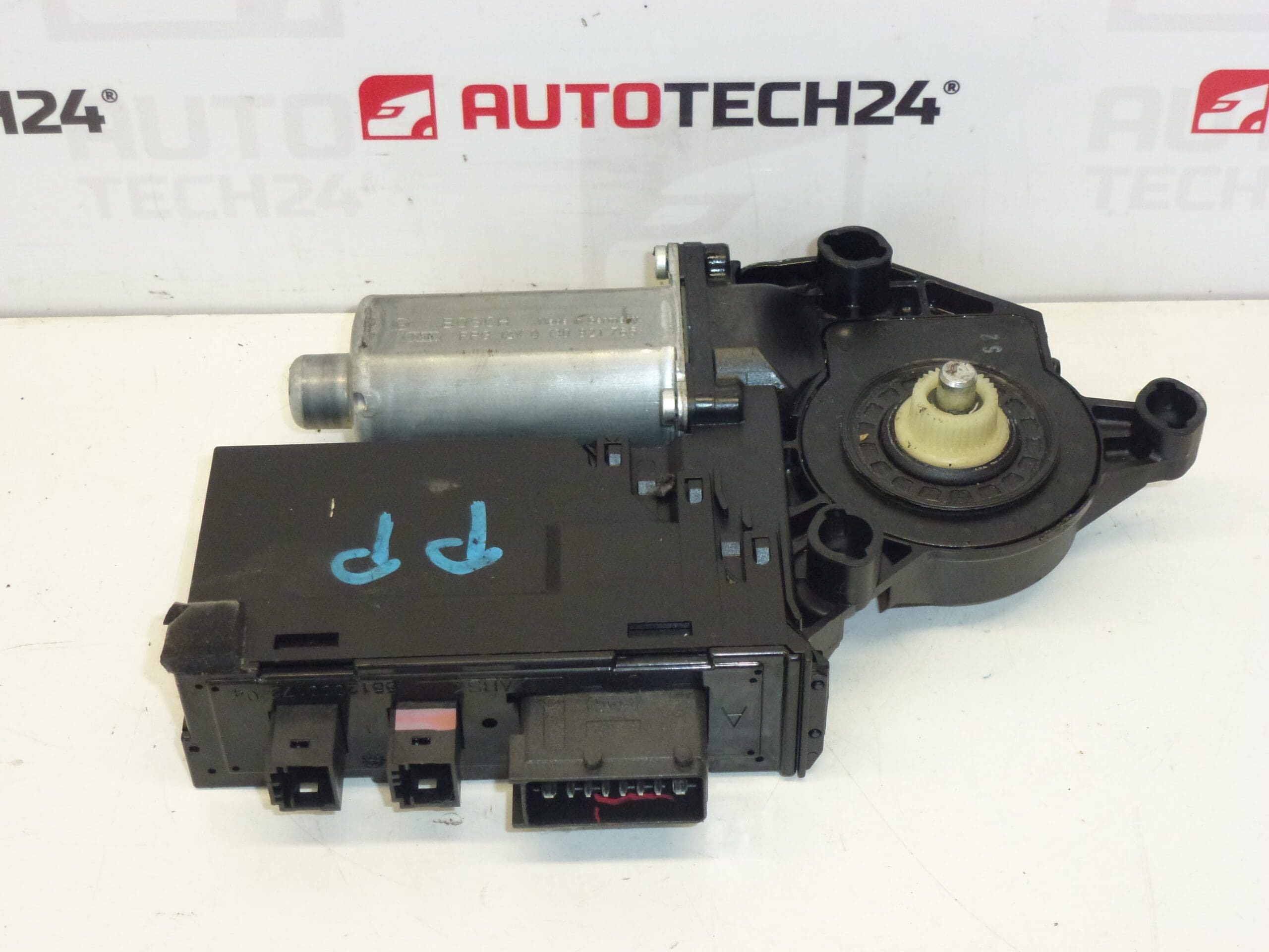 Motor geam fata dreapta Peugeot 307 9637130480 9222N1