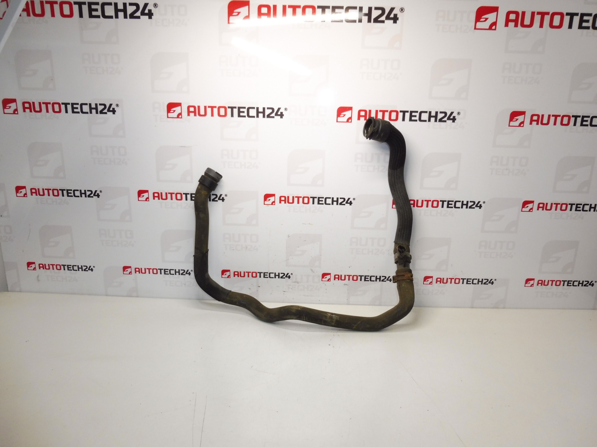 Furtun apa Citroën Peugeot 1.4 VTI 1.6 VTI 135201 1351NG