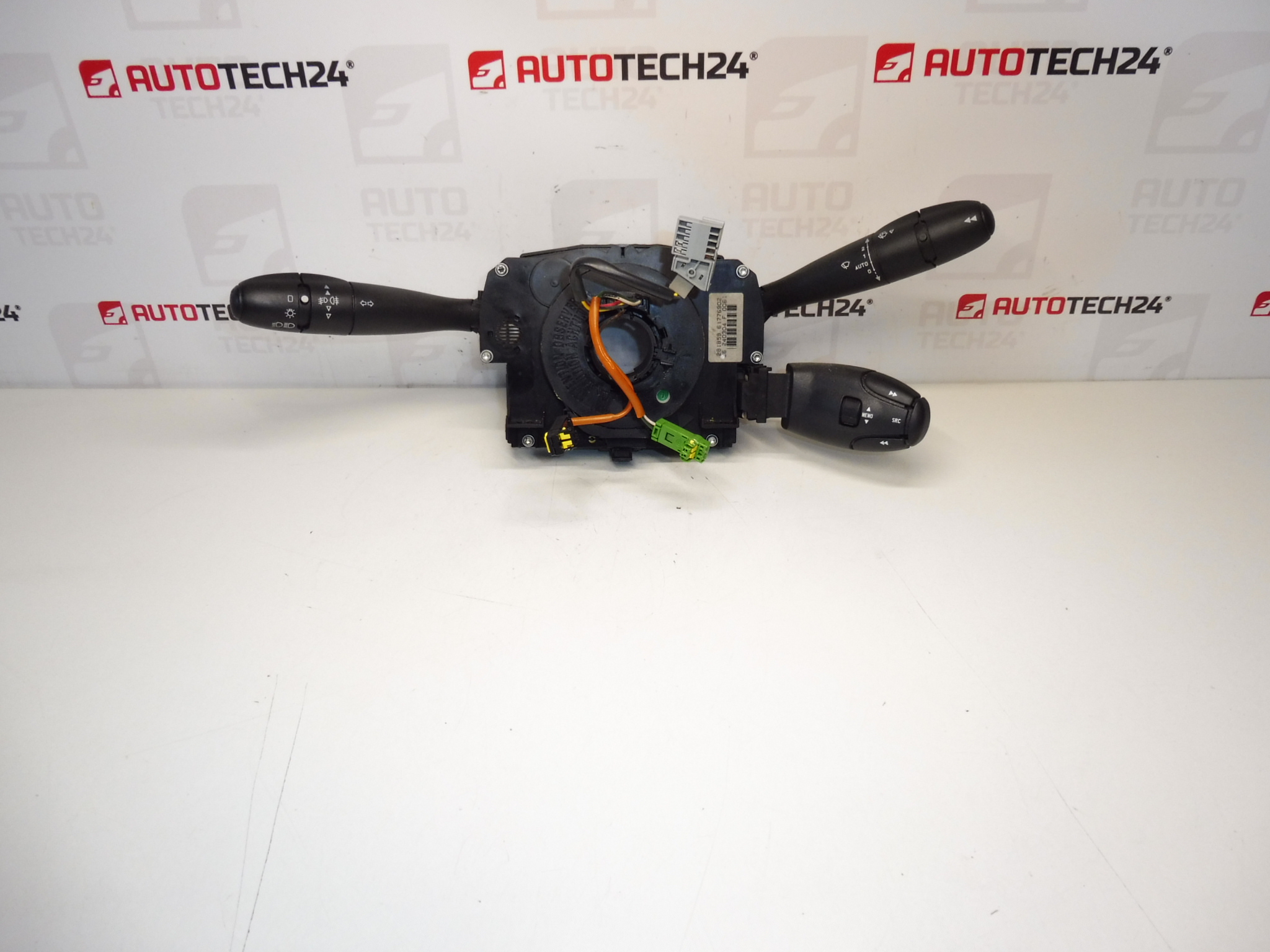 Comenzi pe volan Citroën Peugeot 96473051XT 6242T0