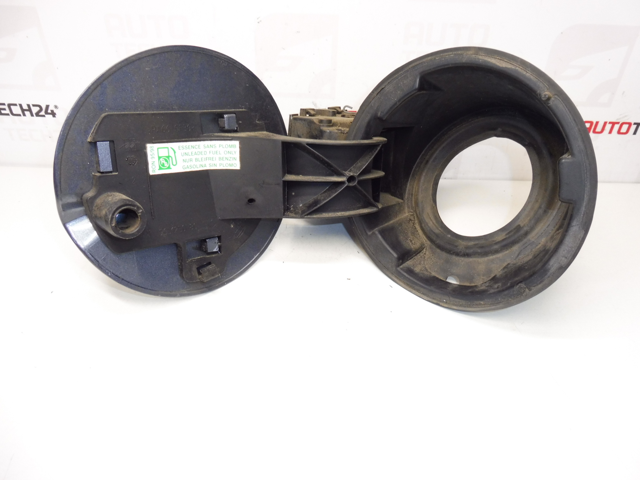 Capac rezervor Peugeot 1007 9645935580 1517C3 151882