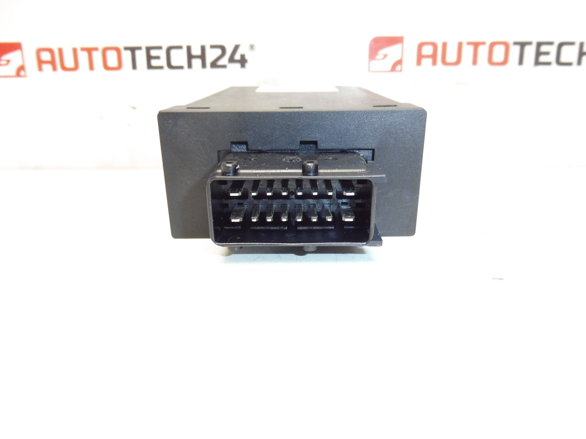 Citroën Peugeot usa culisanta ECU 1400047280 657047