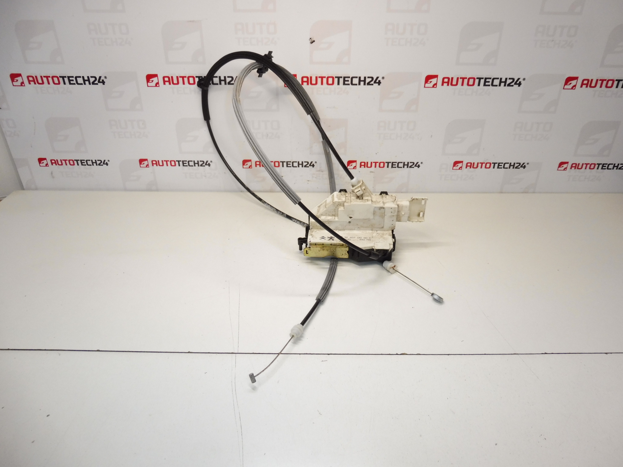 Inchidere usa pasager Peugeot 1007 9646010280 9660701080 9681333880 9136AP