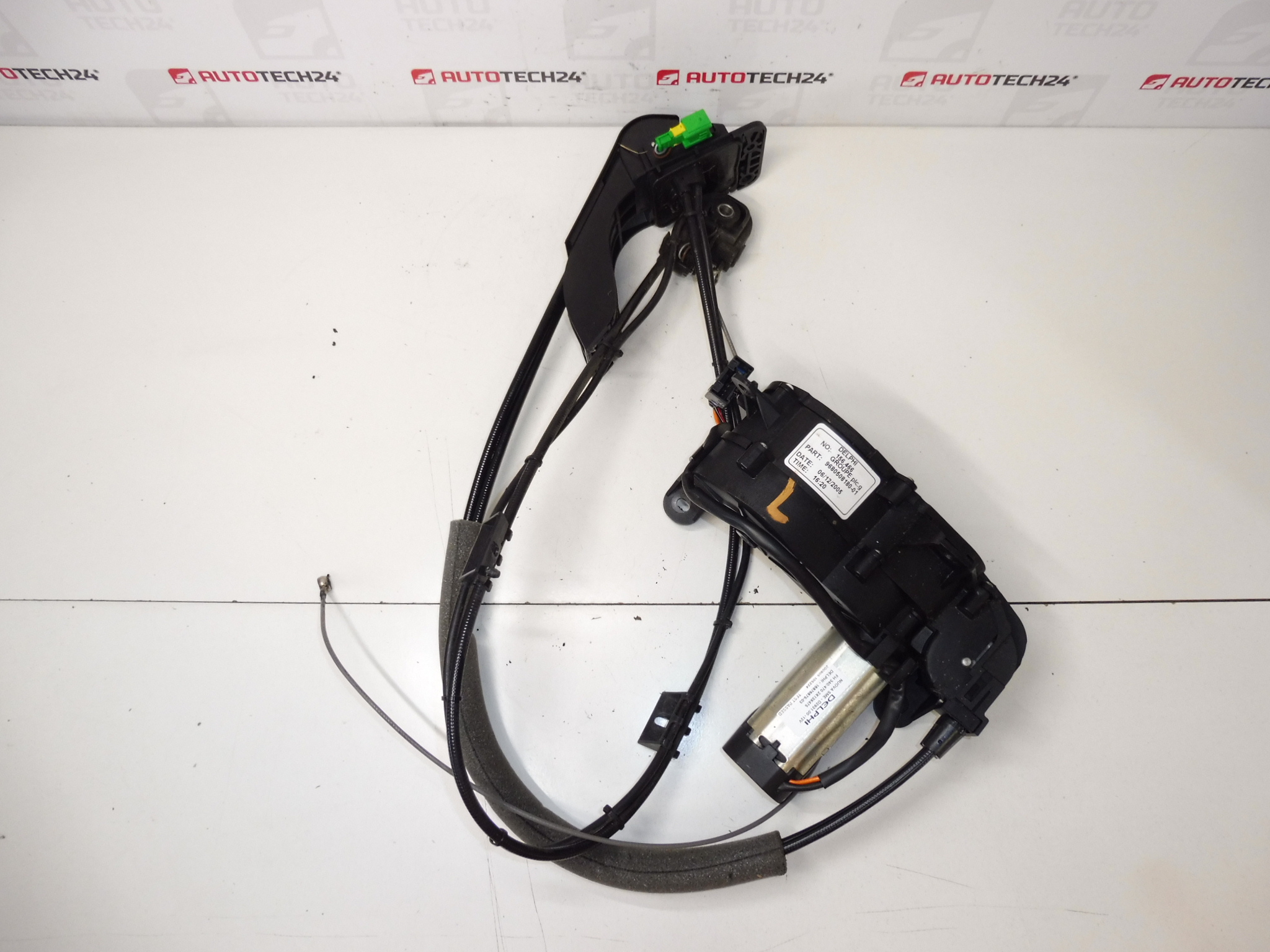 Acționare electrică a șoferului Peugeot 1007 9680508180 9137C1 9137A9