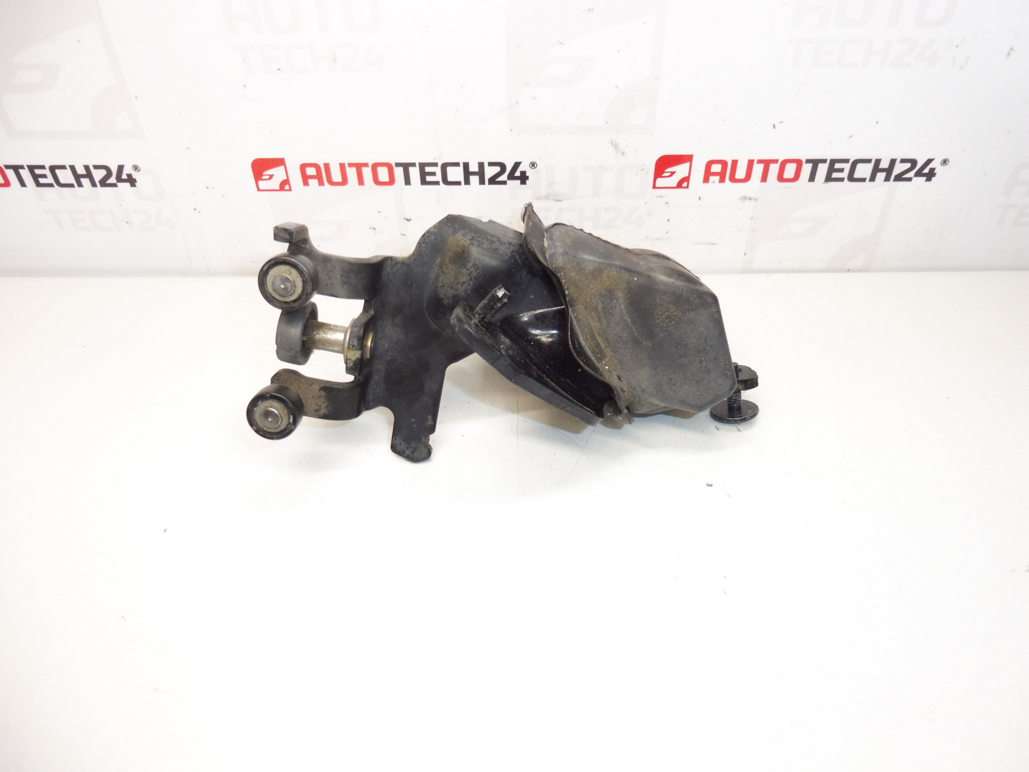 Balama fulie usa sofer Peugeot 1007 9033S8