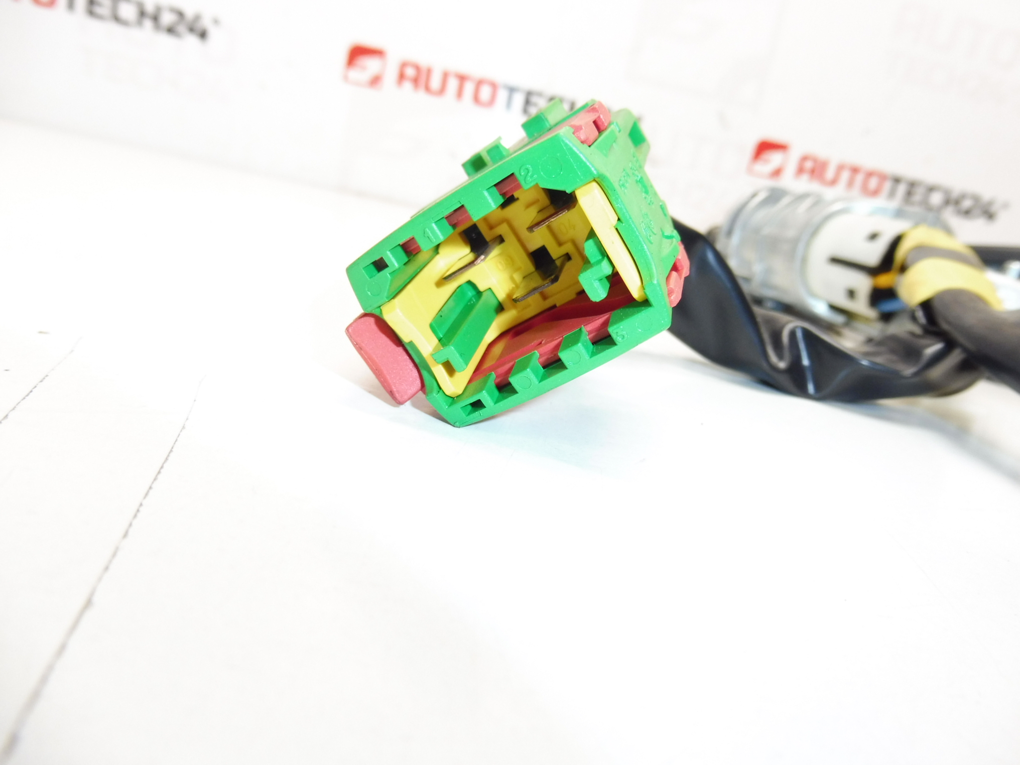 Set inchidere Peugeot 1007 4162EV 4162AH 2 chei