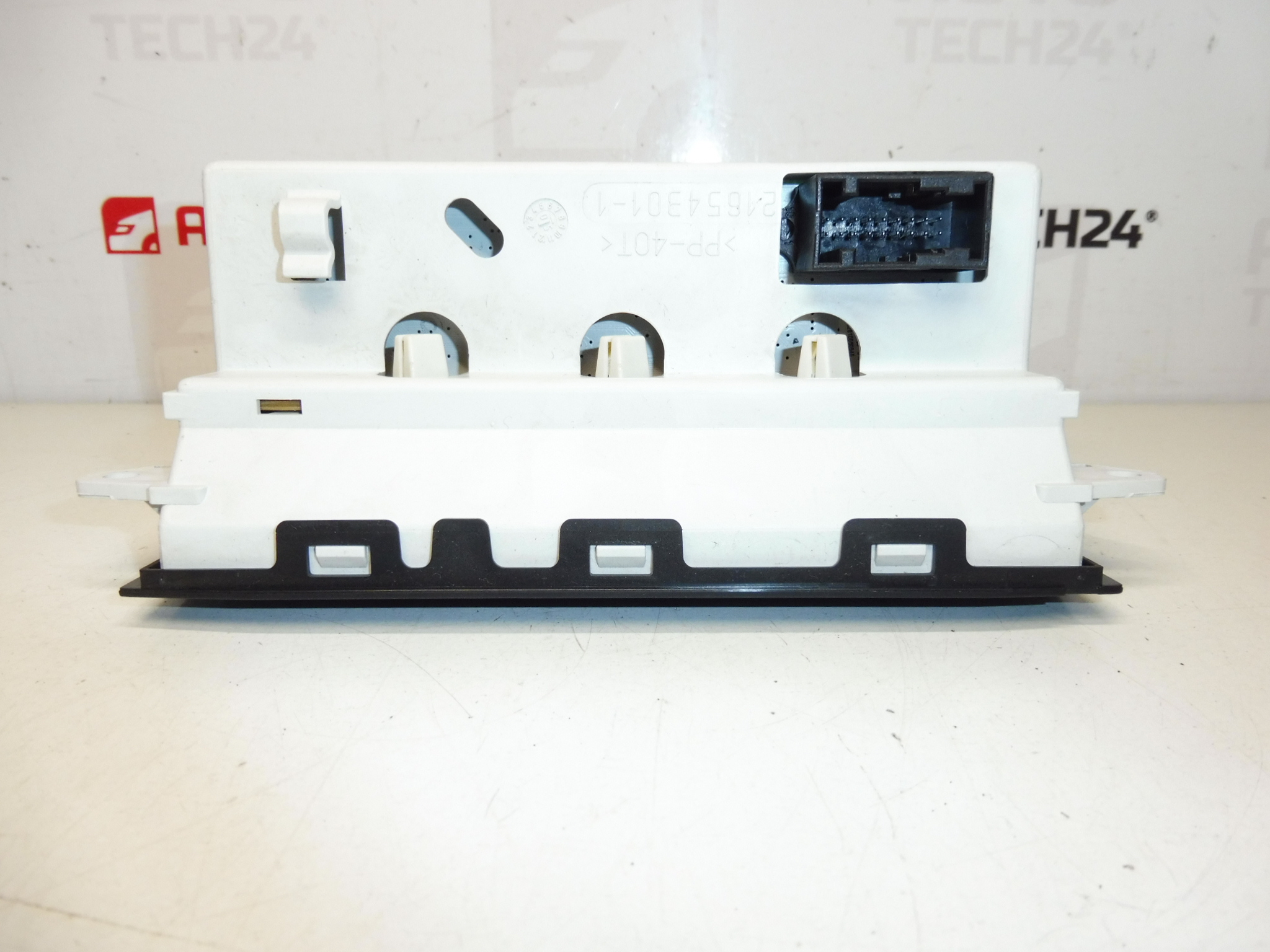 Display radio si computer Peugeot 1007 9648634177 6563XE