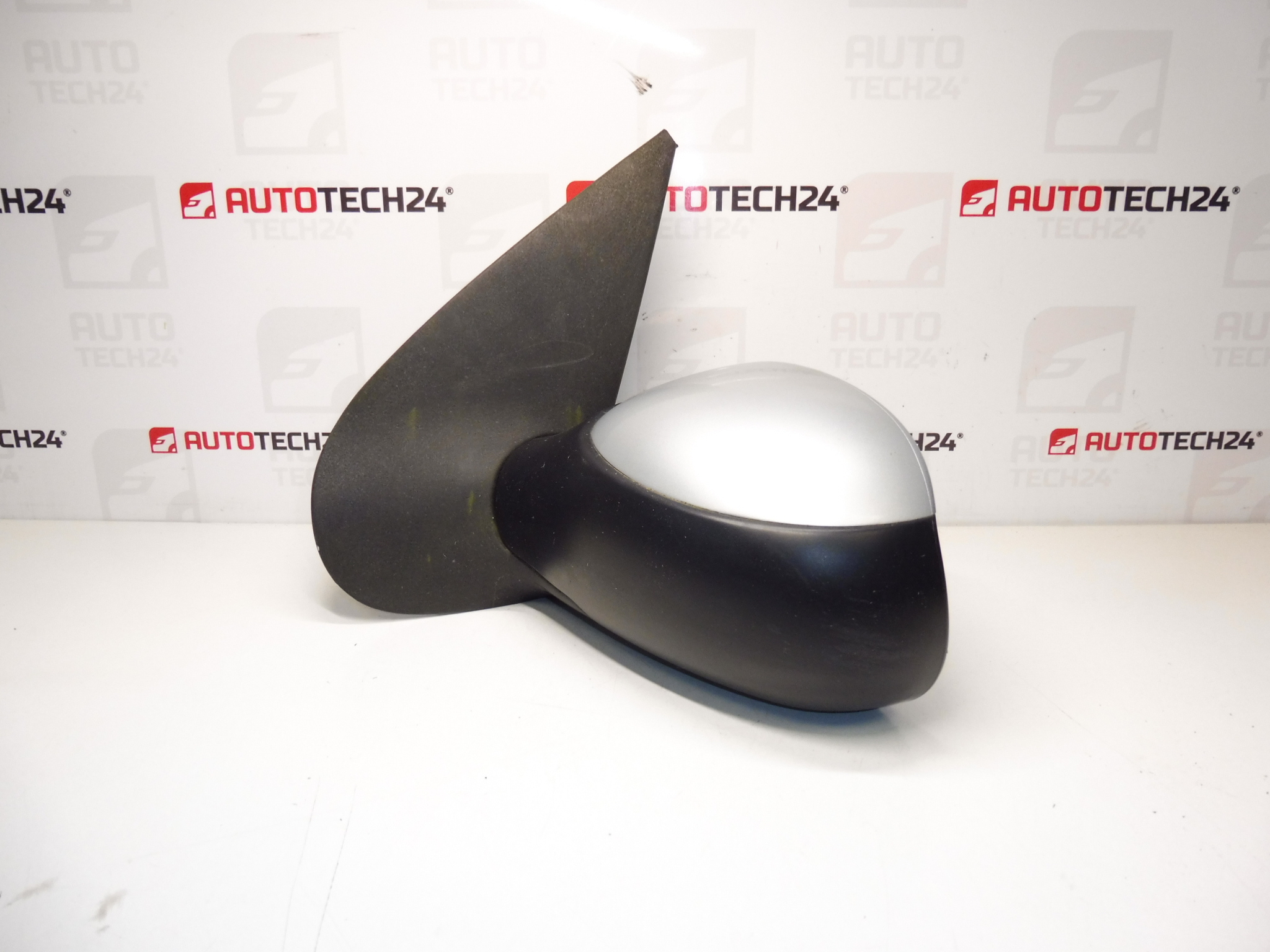 Oglinda electrica stanga EZRC Peugeot 206 96480953XT 8149KQ