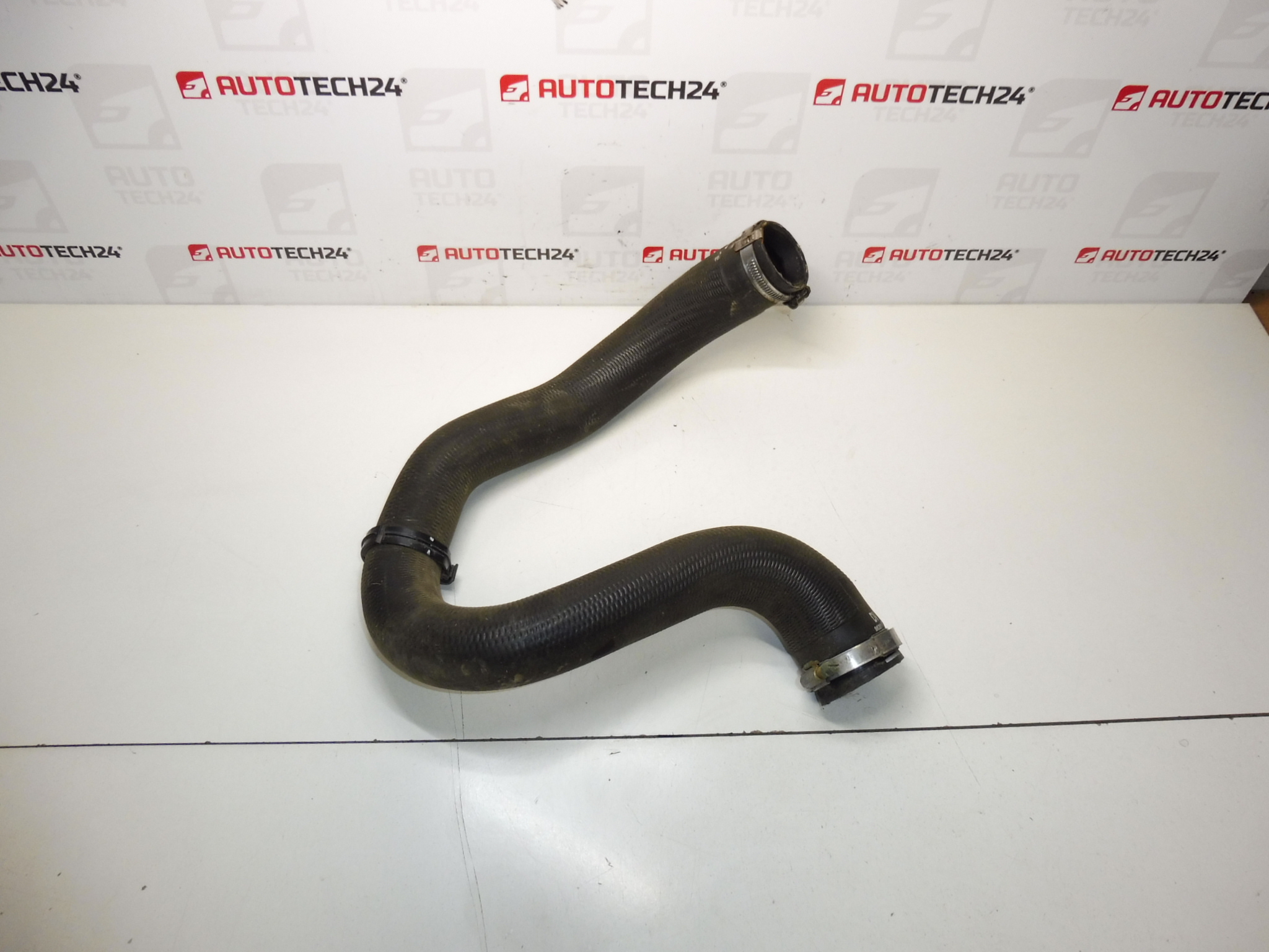 Racord aer 1.5 HDI Citroën Peugeot 9820100780