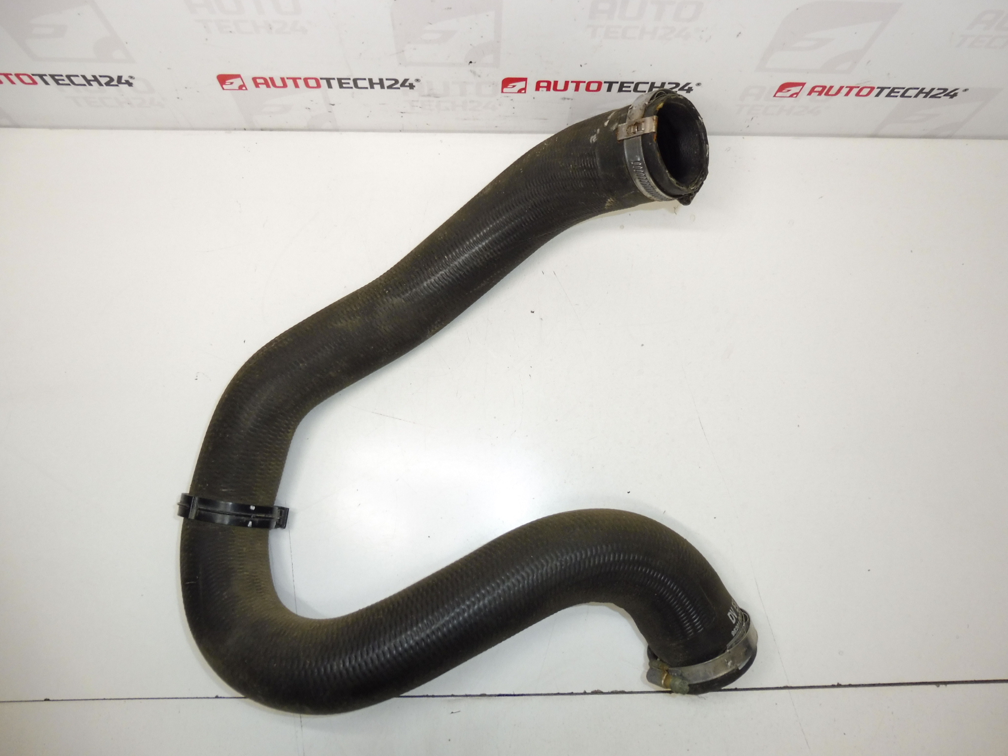 Racord aer 1.5 HDI Citroën Peugeot 9820100780