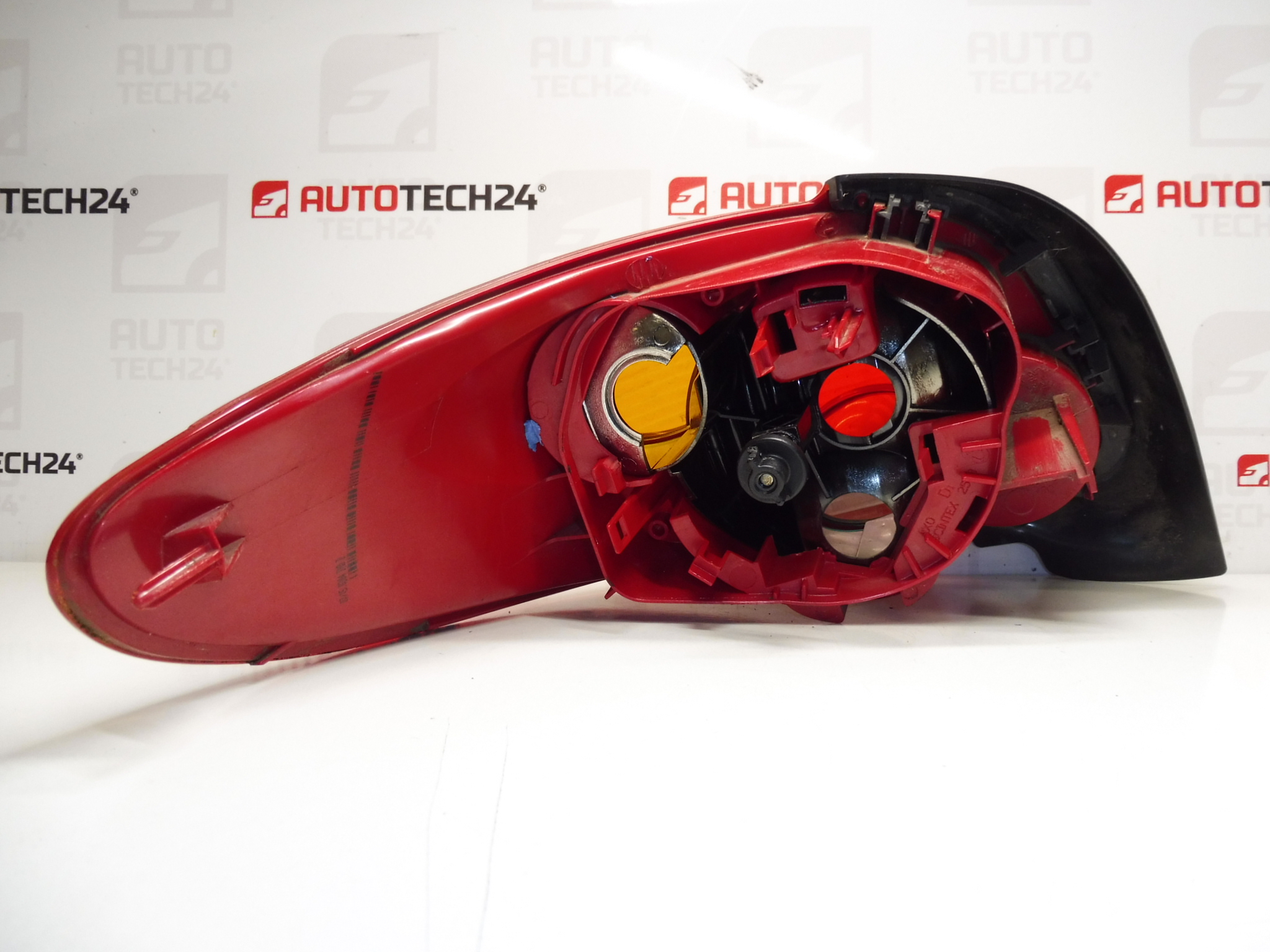 Lumina spate dreapta Peugeot 206 CC 6351S1