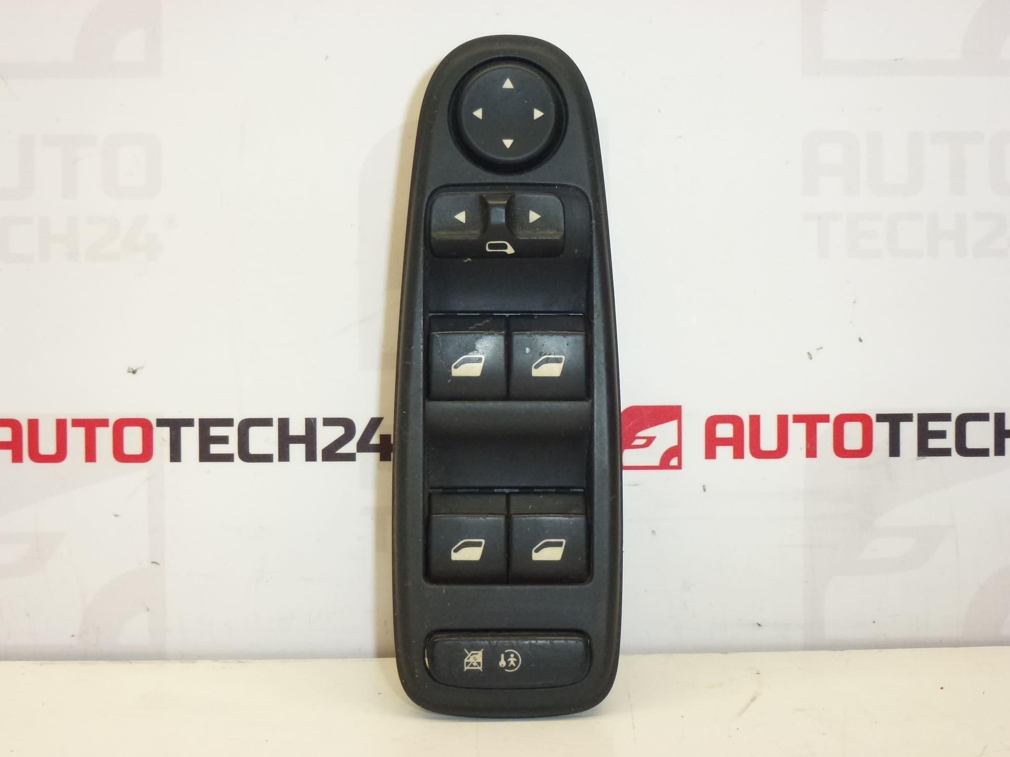 Leva geam Citroën C4 Picasso 96639382ZD 6554YC