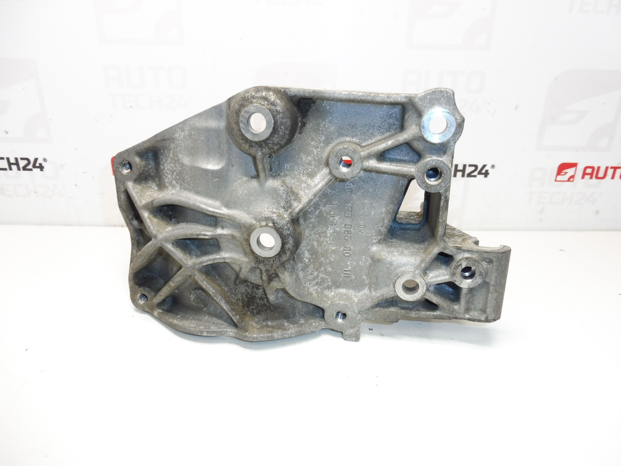 Suport compresor aer conditionat 1.5 HDI 9823598480 9827896580