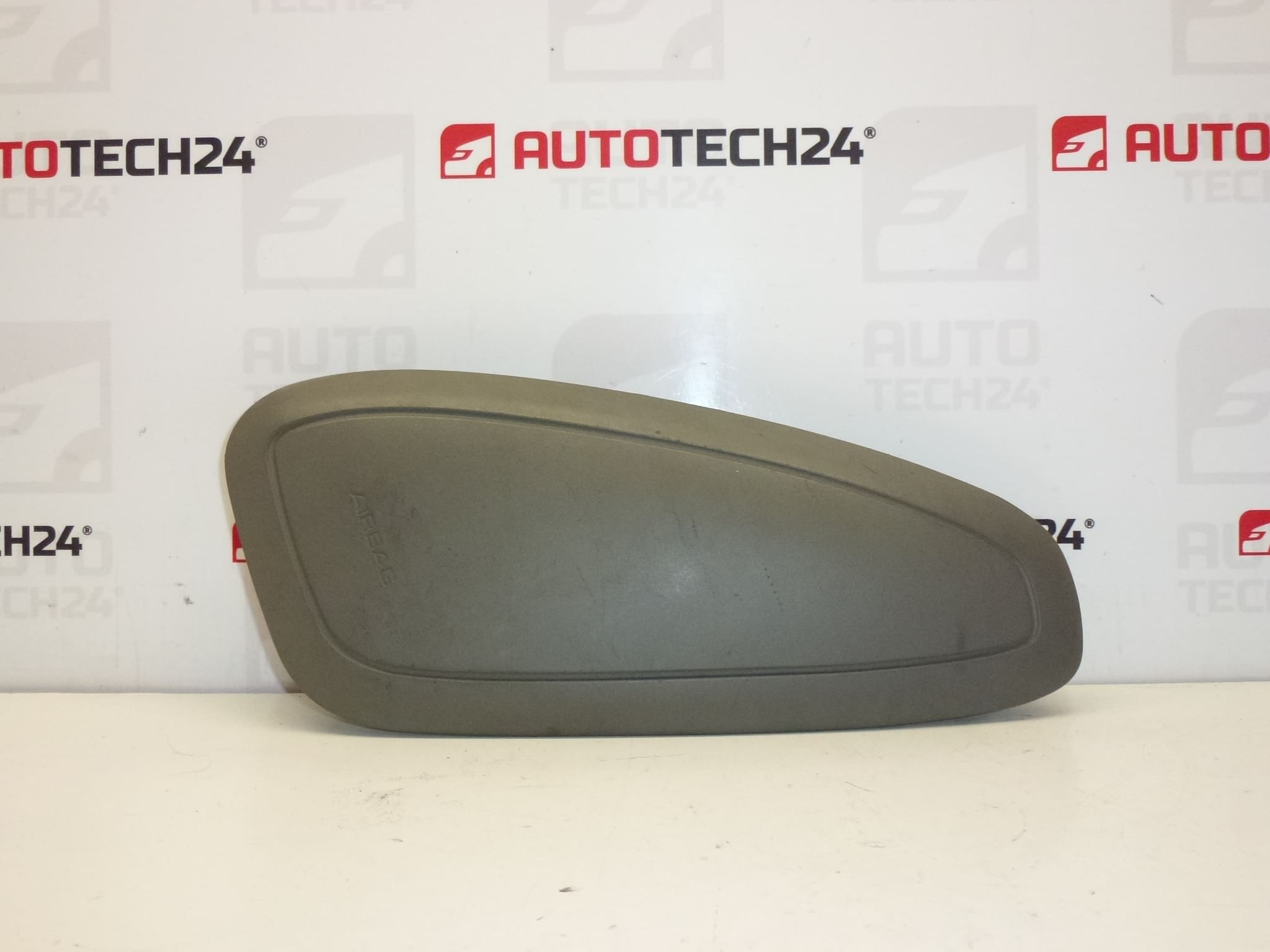 Airbag stanga Citroën Xsara Picasso 94641974GW 8216K7