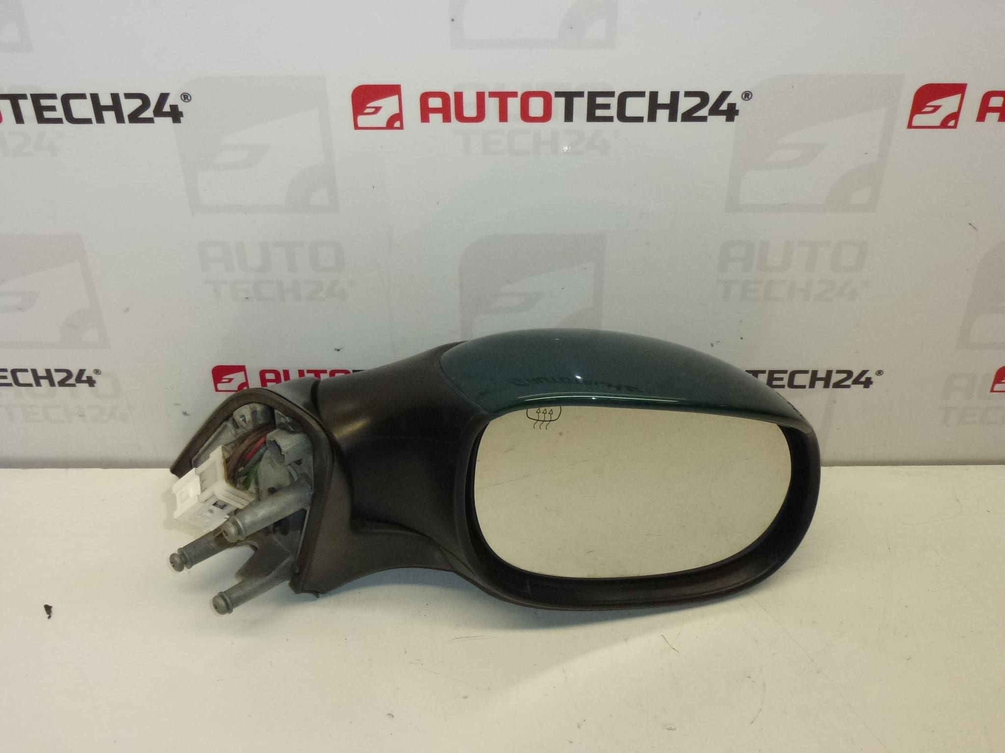 Oglinda dreapta Citroën Xsara Picasso pliabila electric 96461533XT 8149NP