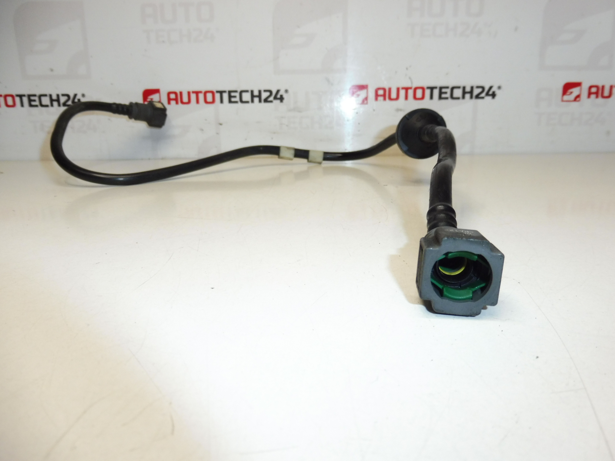Conexiune vacuum frana Citroën C8 Peugeot 807 2.2 HDI 4578J6