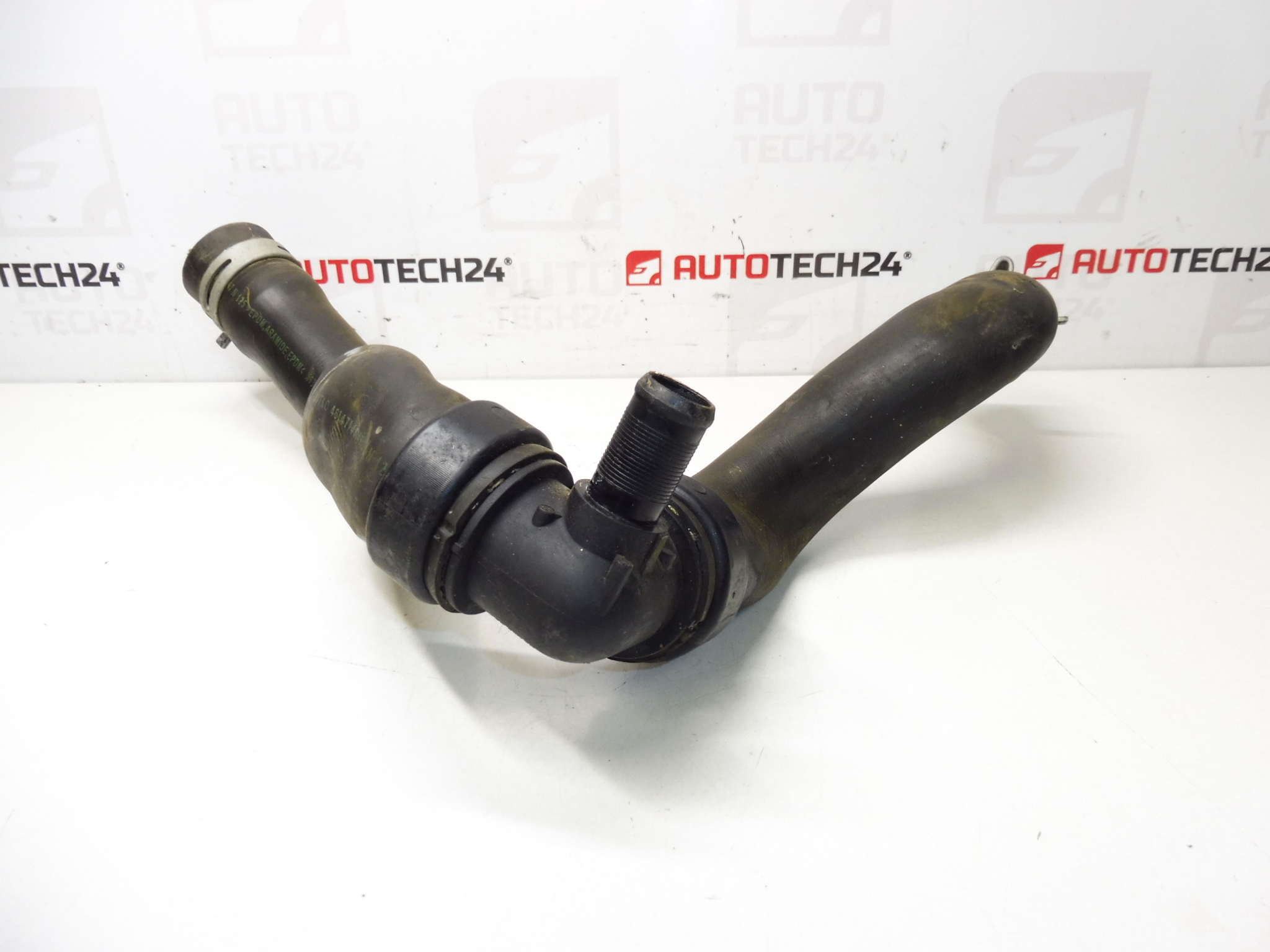 Furtun apa Citroën Peugeot 2.2 HDI 4HT 1351SH