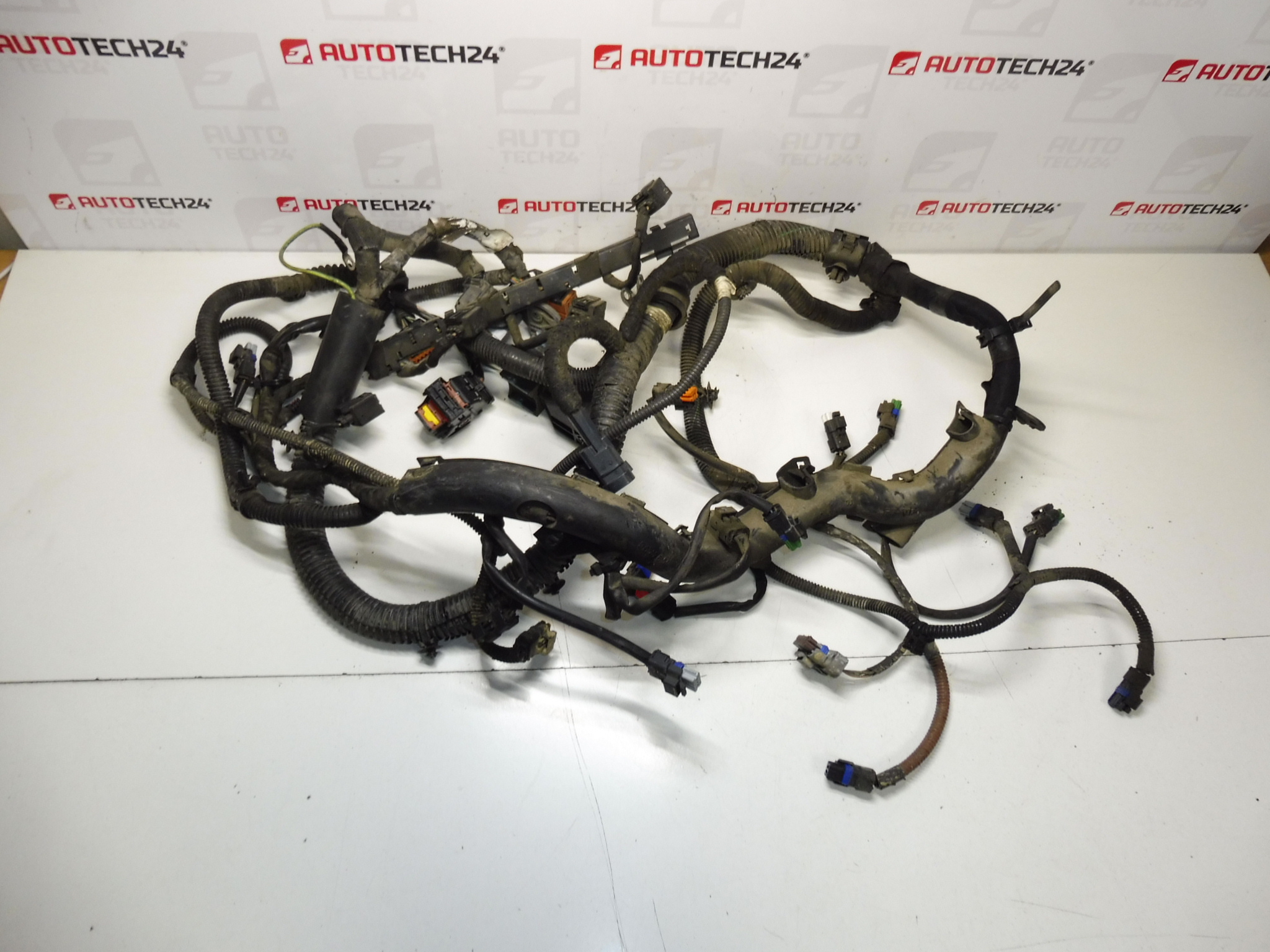 Ansamblu motor complet 2.0 HDI 100 KW Citroën Peugeot 1401048380 6569HZ