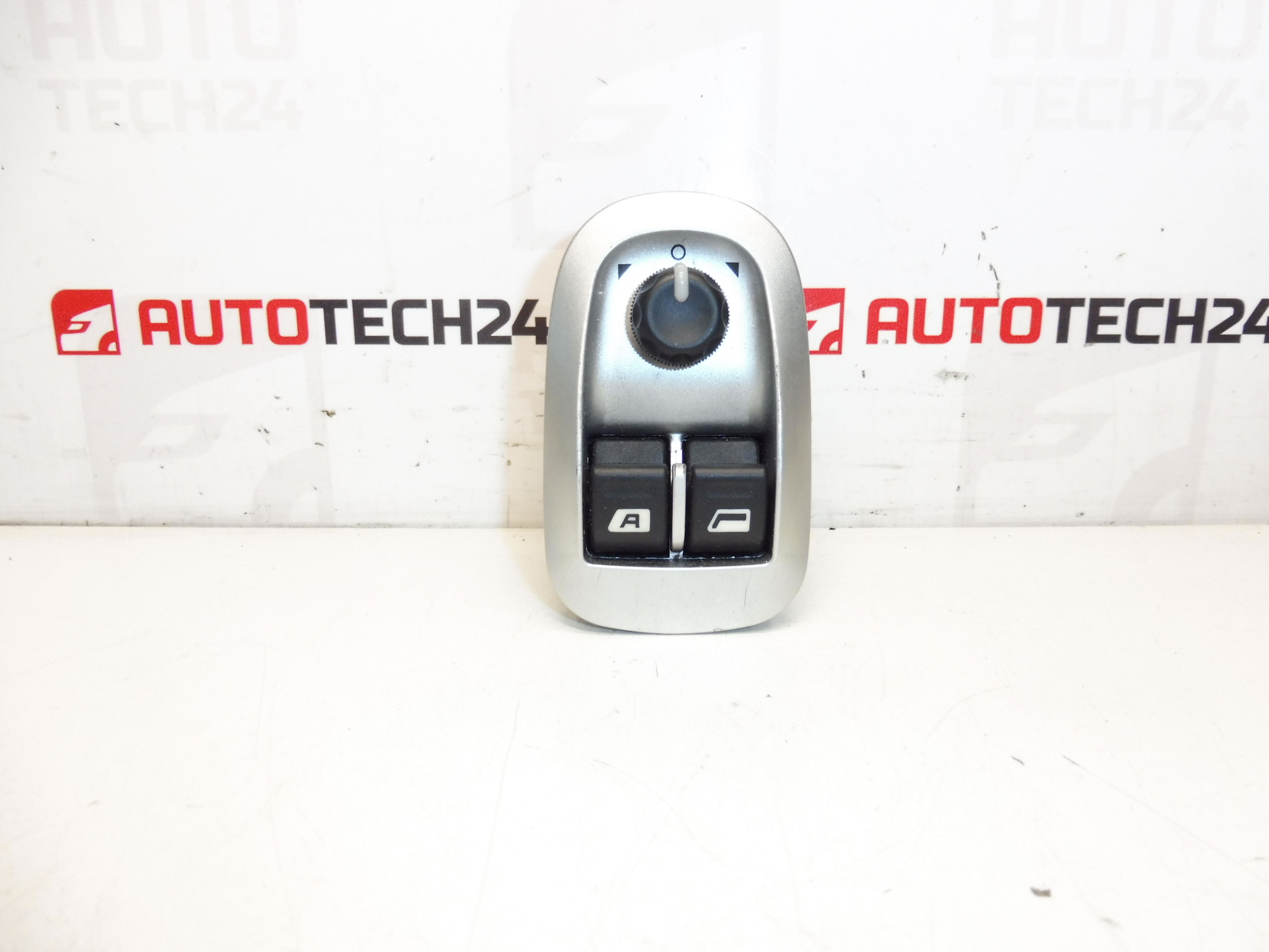 control geam Peugeot 206+ 96316308XT 6490J0
