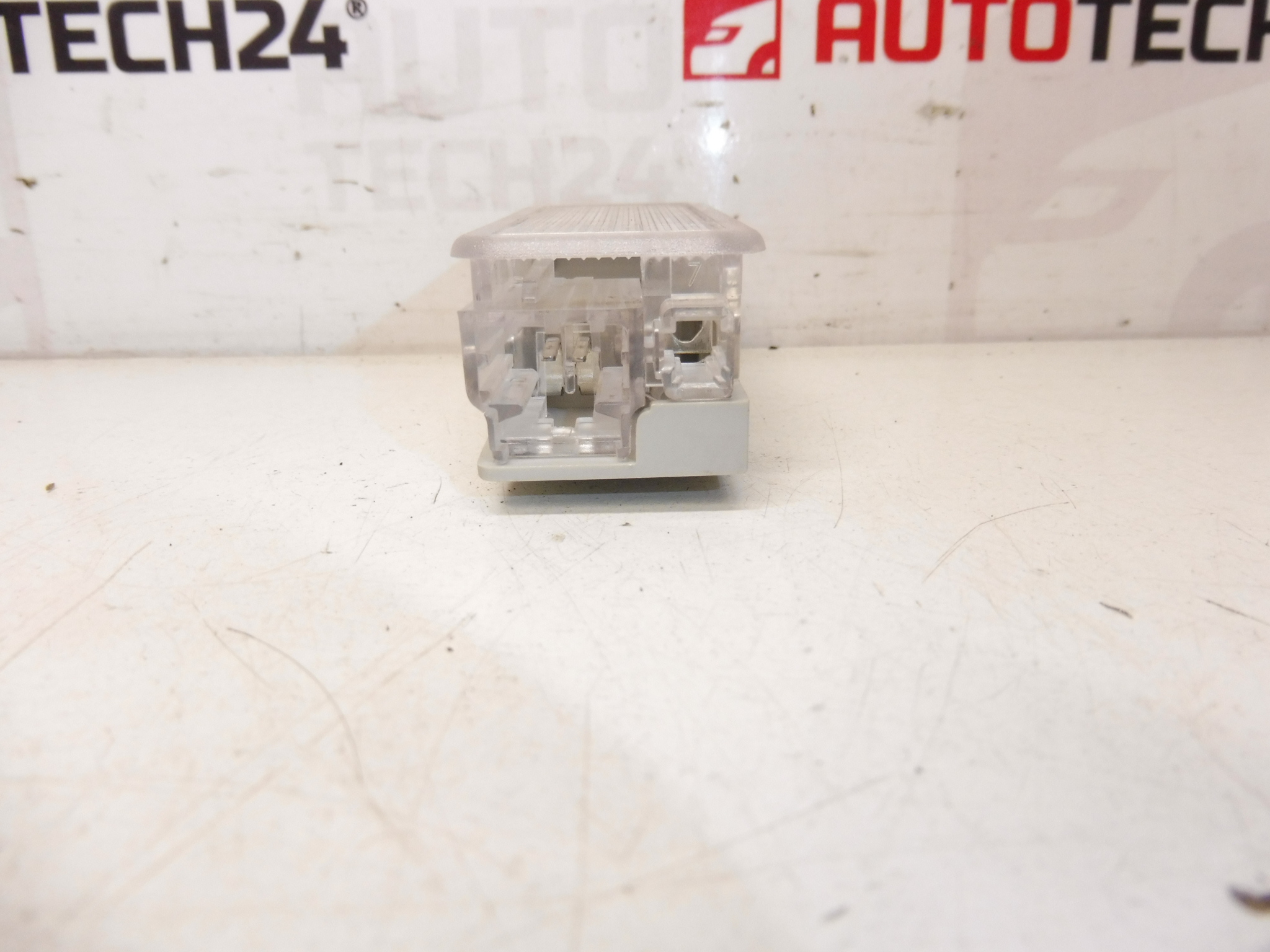 Plafoniera fata Citroën Peugeot 6362N6