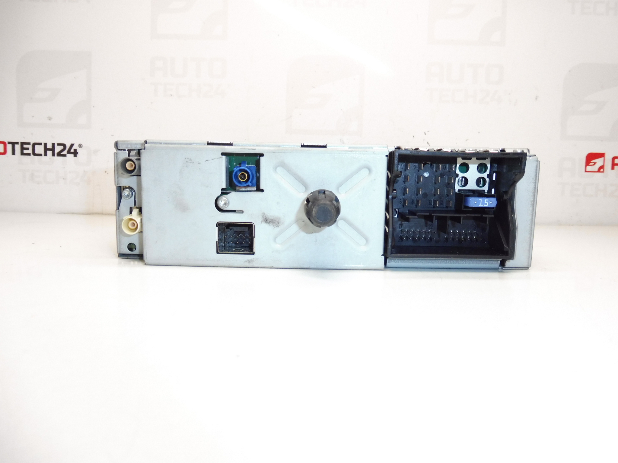 Radio auto RNEG Citroën Peugeot 96751718XT 16095136XT 6579X6