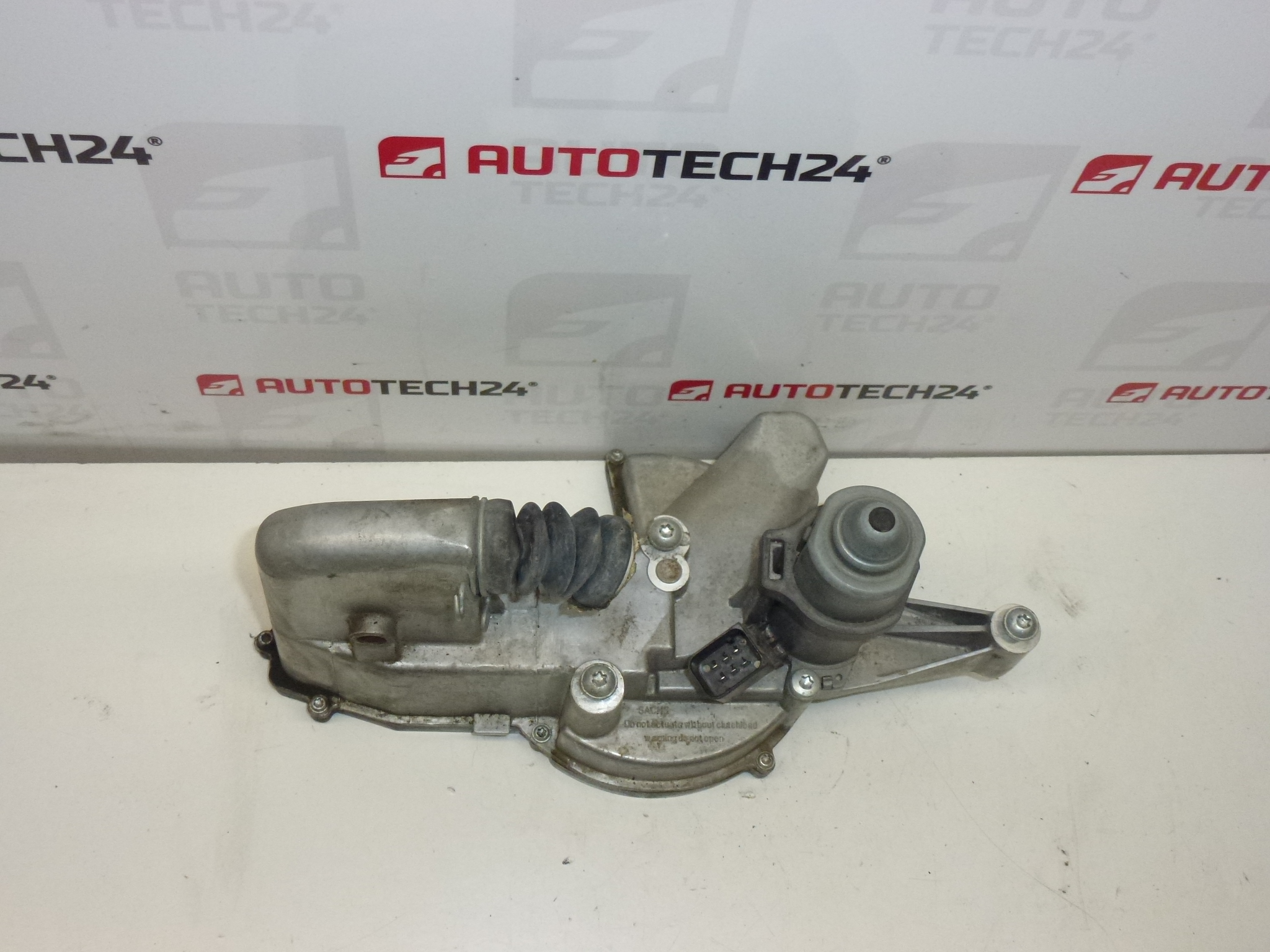Servomotor ambreiaj SENSODRIVE Citroën C2 C3 3981000089 218252