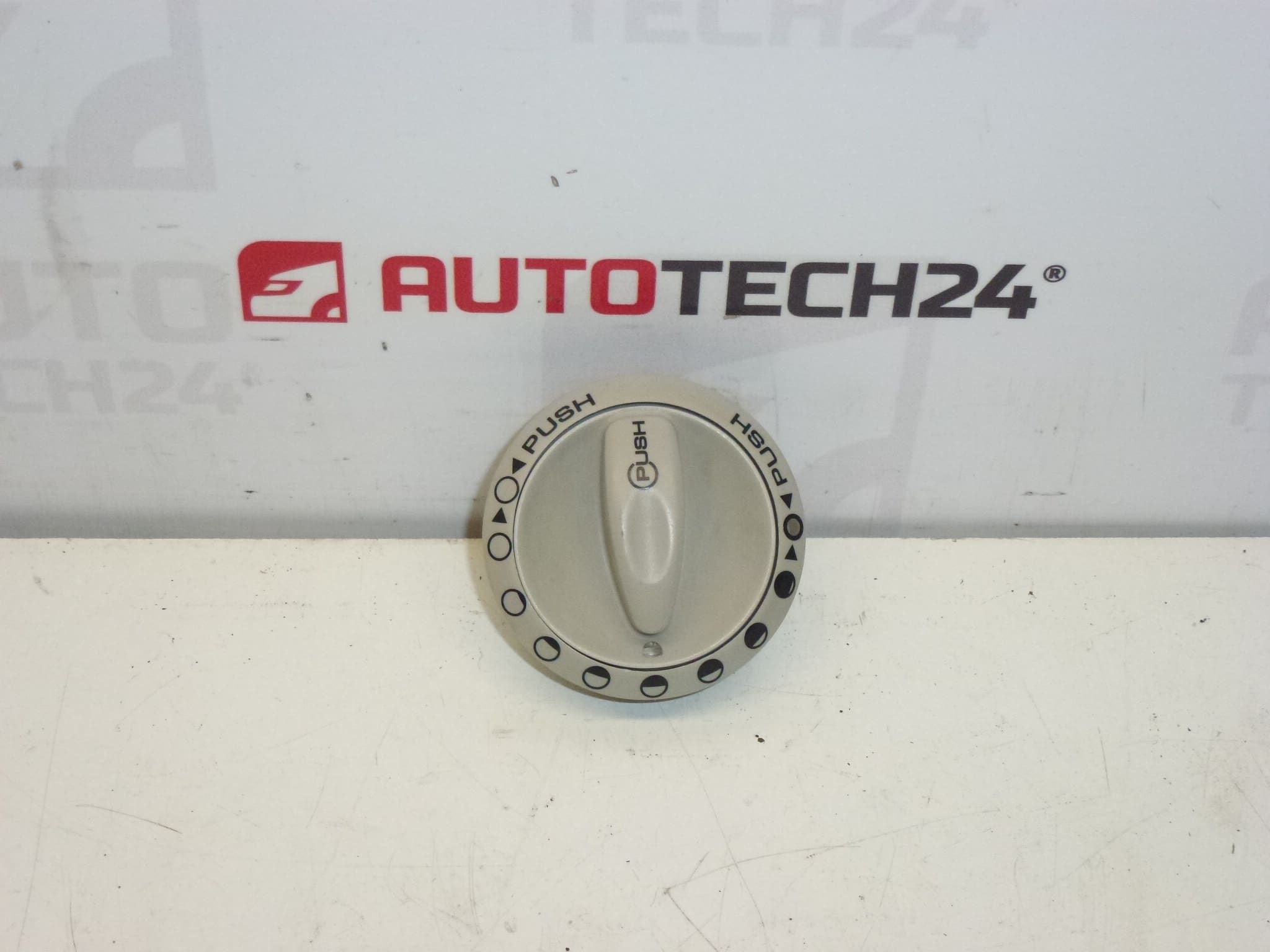 Comutator plafon Citroën C3 PLURIEL 96503302BJ 6554X2