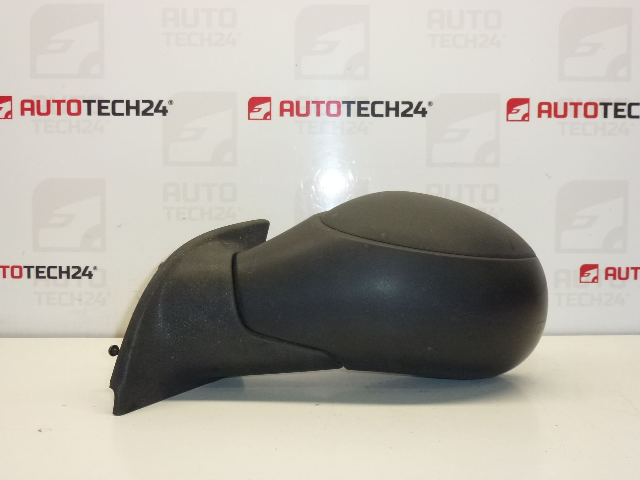 Oglinda stanga Citroën C3 8149FG