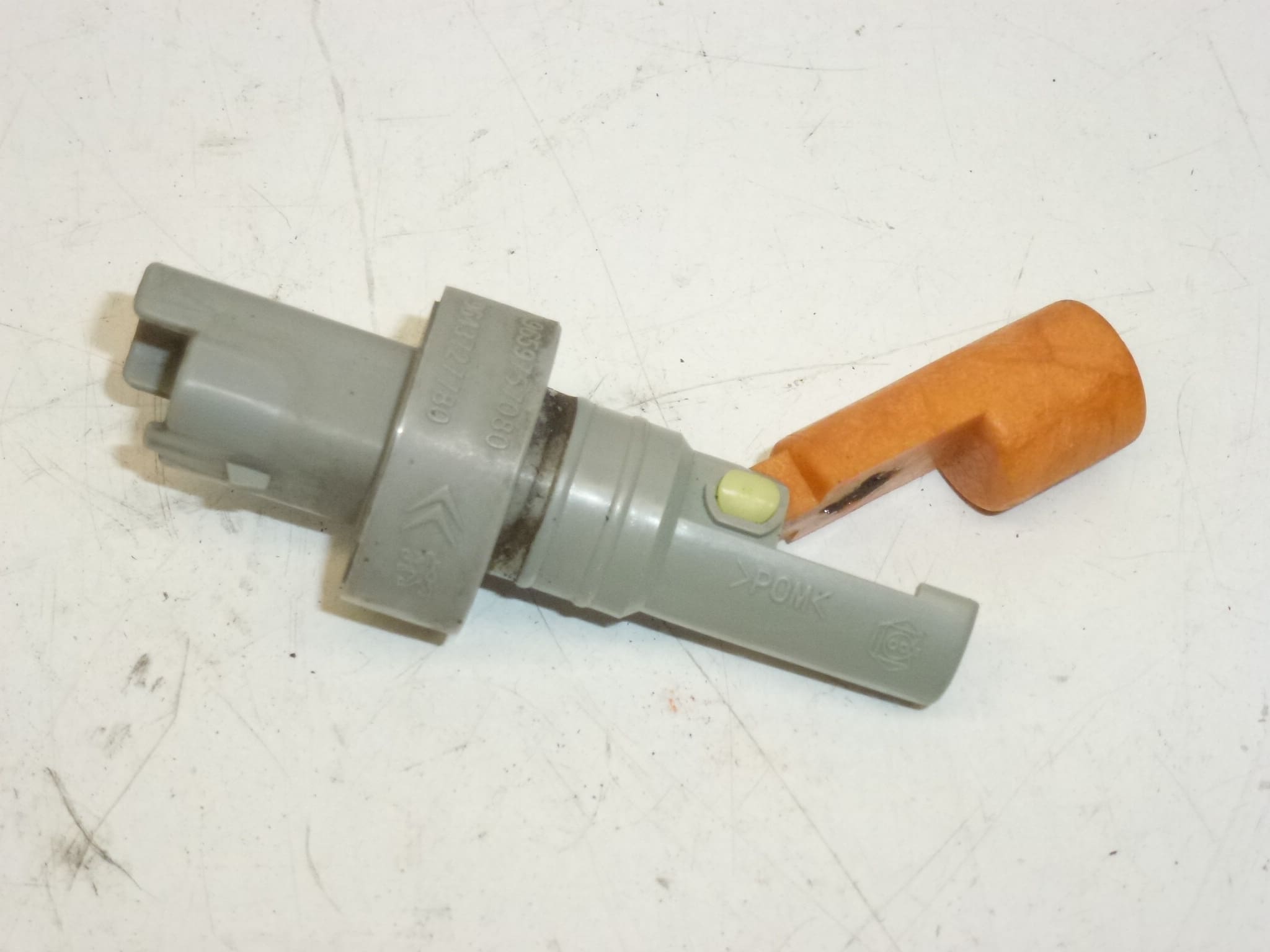 Senzor de nivel Citroën Peugeot 9659757080 643479