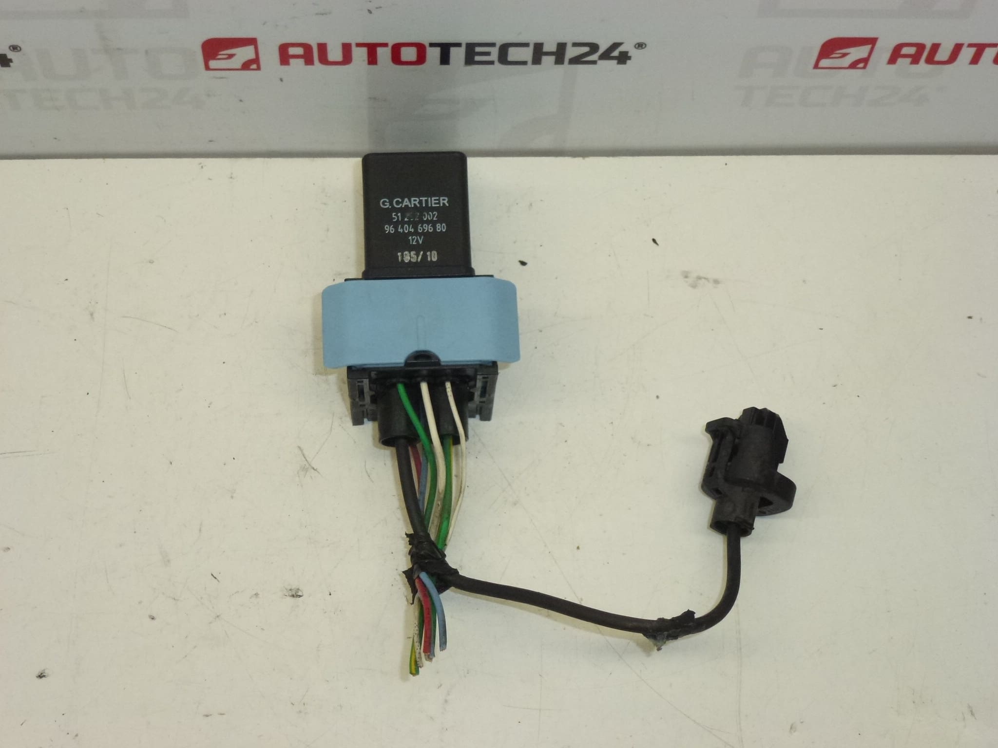 Releu incandescent Cartier cu cablaj Citroën Peugeot 9640469680 598140
