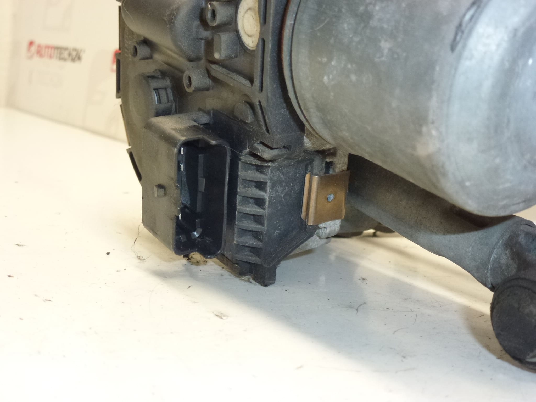 Motor stergator dreapta Citroën Peugeot 9670031480 3397021076 6405PT