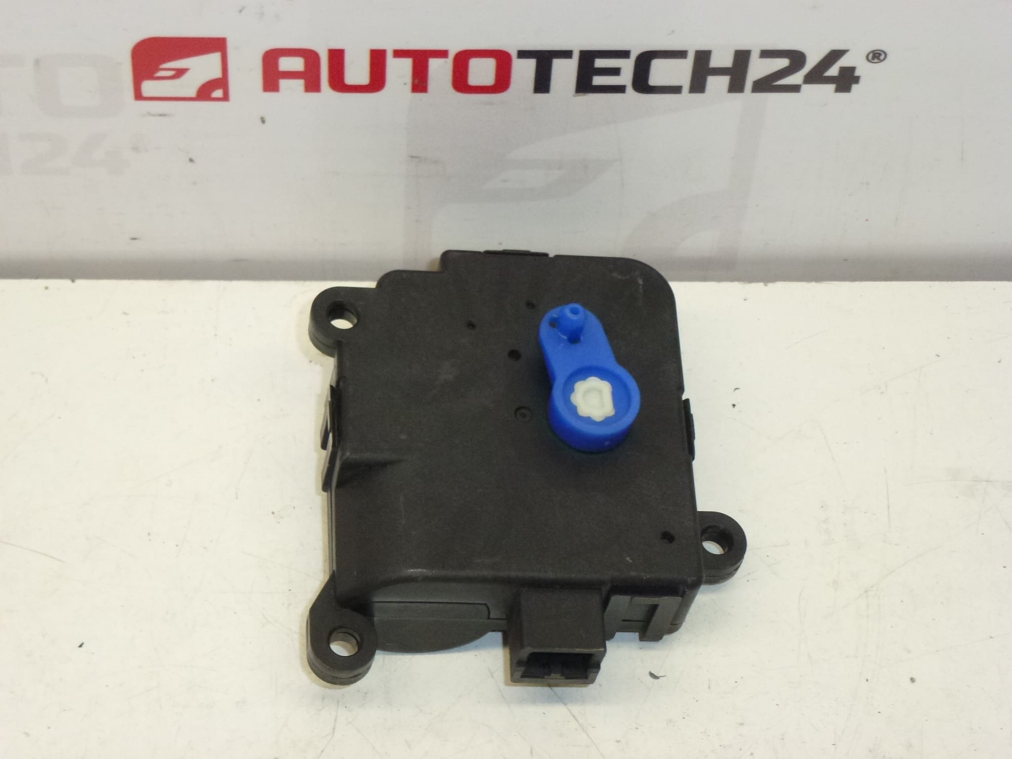 Servomotor incalzire Valeo Citroën Peugeot 030553W 6447GF