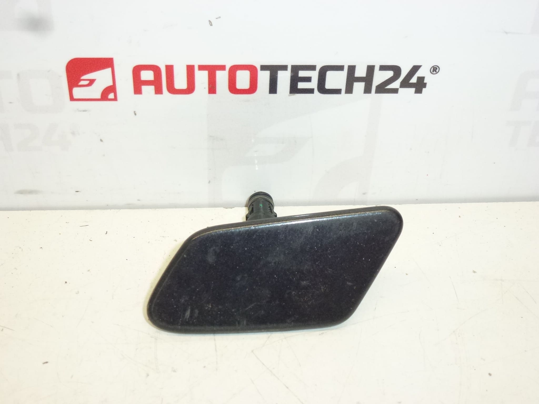 Duza spalator cu capac lumina stanga Citroën C8 6438K3 6438K7