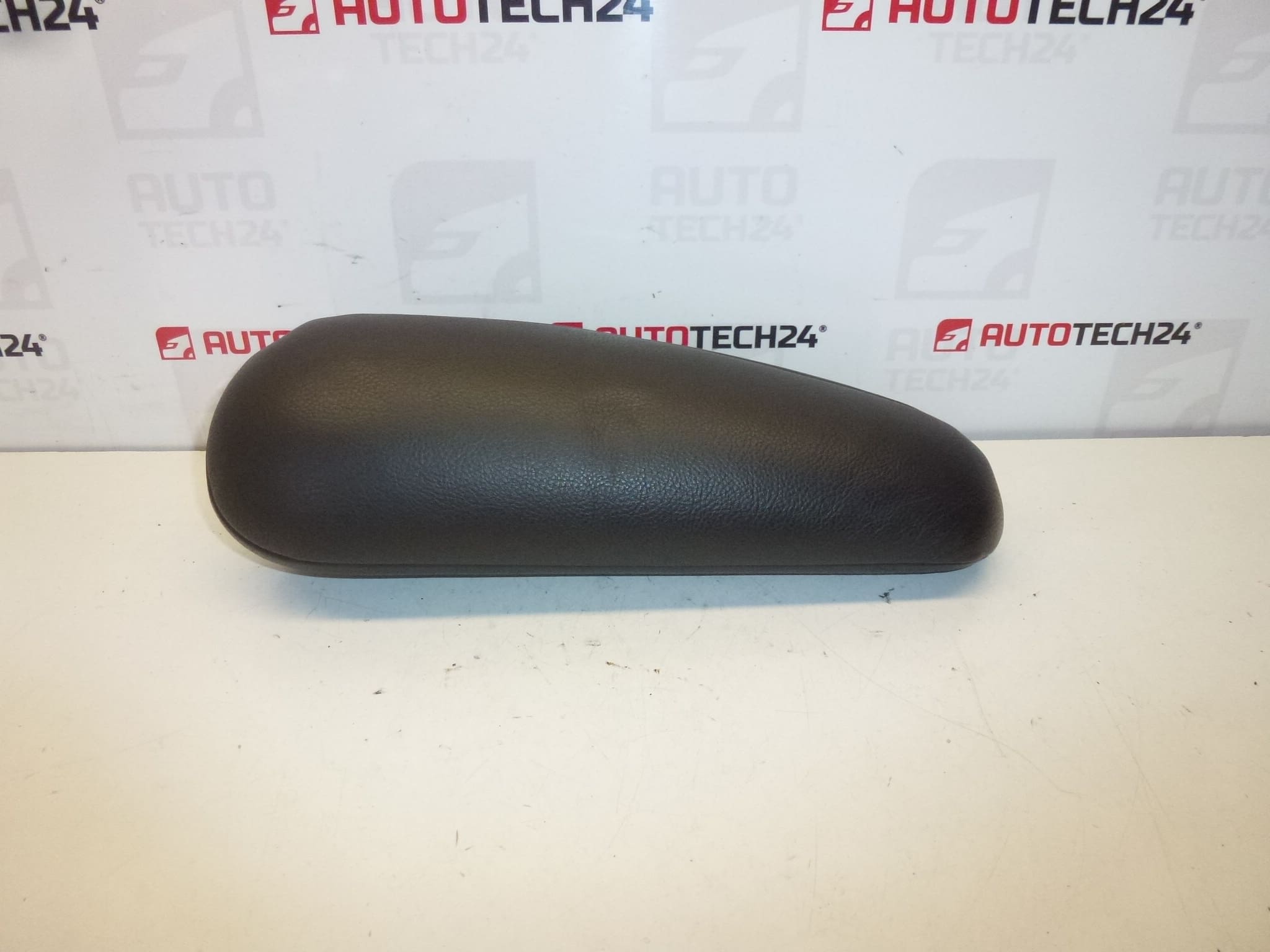 Cotiera dreapta Citroën Peugeot 8830QV