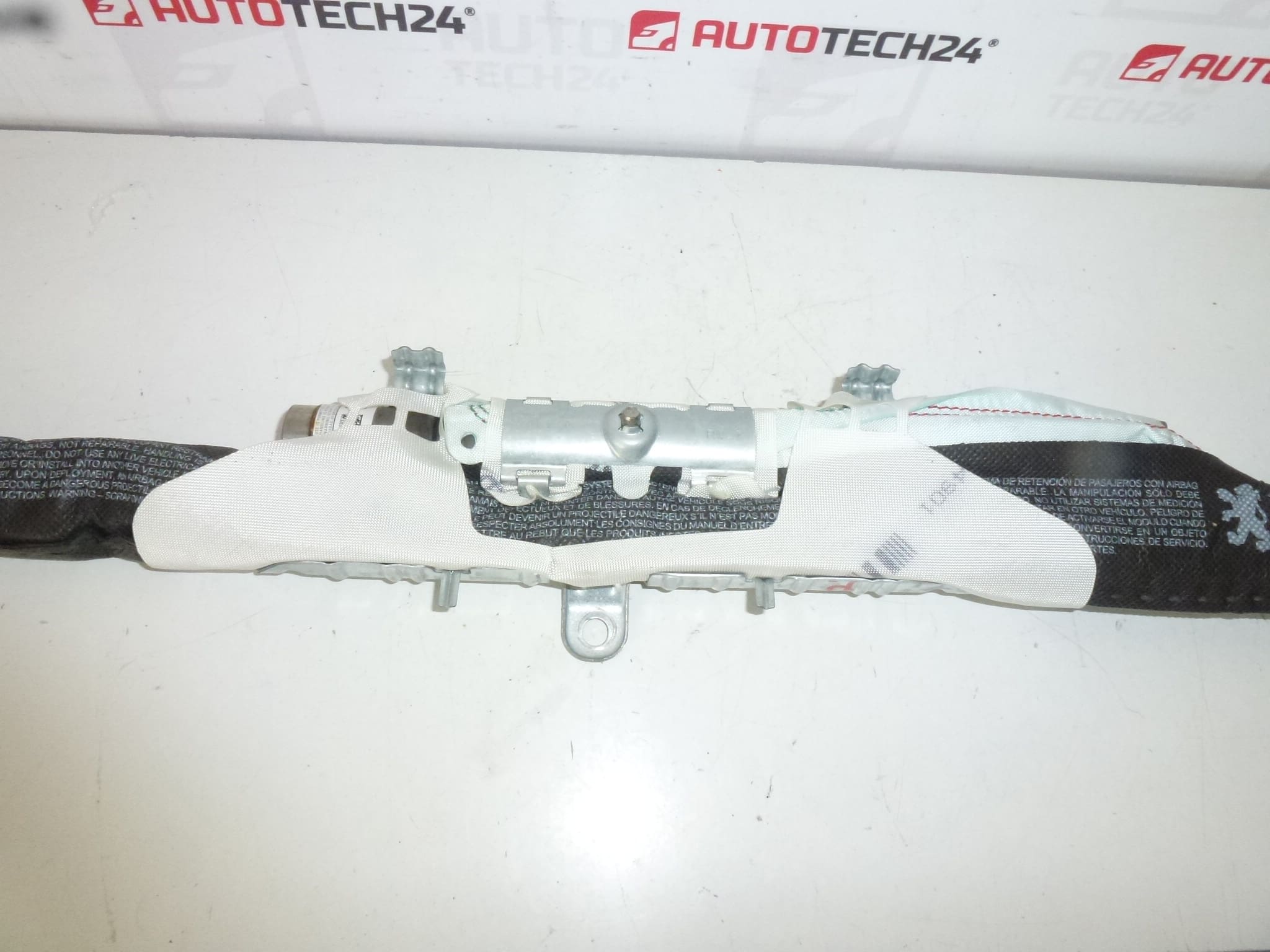 Airbag picior drept Peugeot 308 9688532880 8337CZ