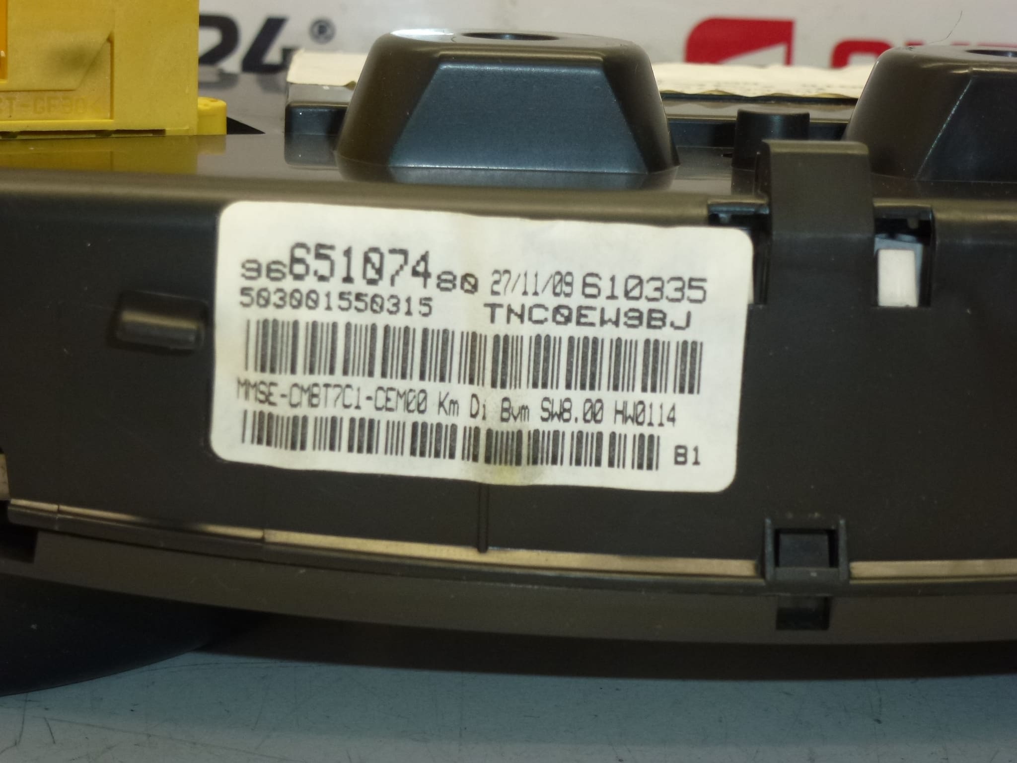 Kilometraj vitezometru 176 mii km Peugeot 308 9665107480 6103HS