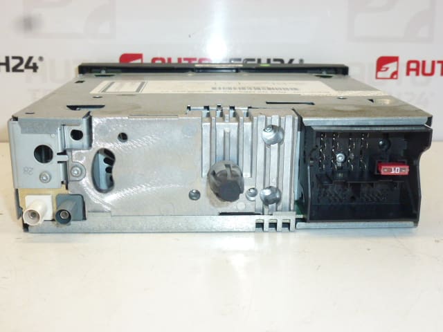 Radio auto cu CD MP3 Citroën Peugeot 9663080277 657903