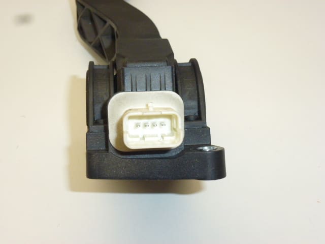 Pedala de acceleratie Peugeot 307 CC Bosch 0280755029 9647781377 1601N7