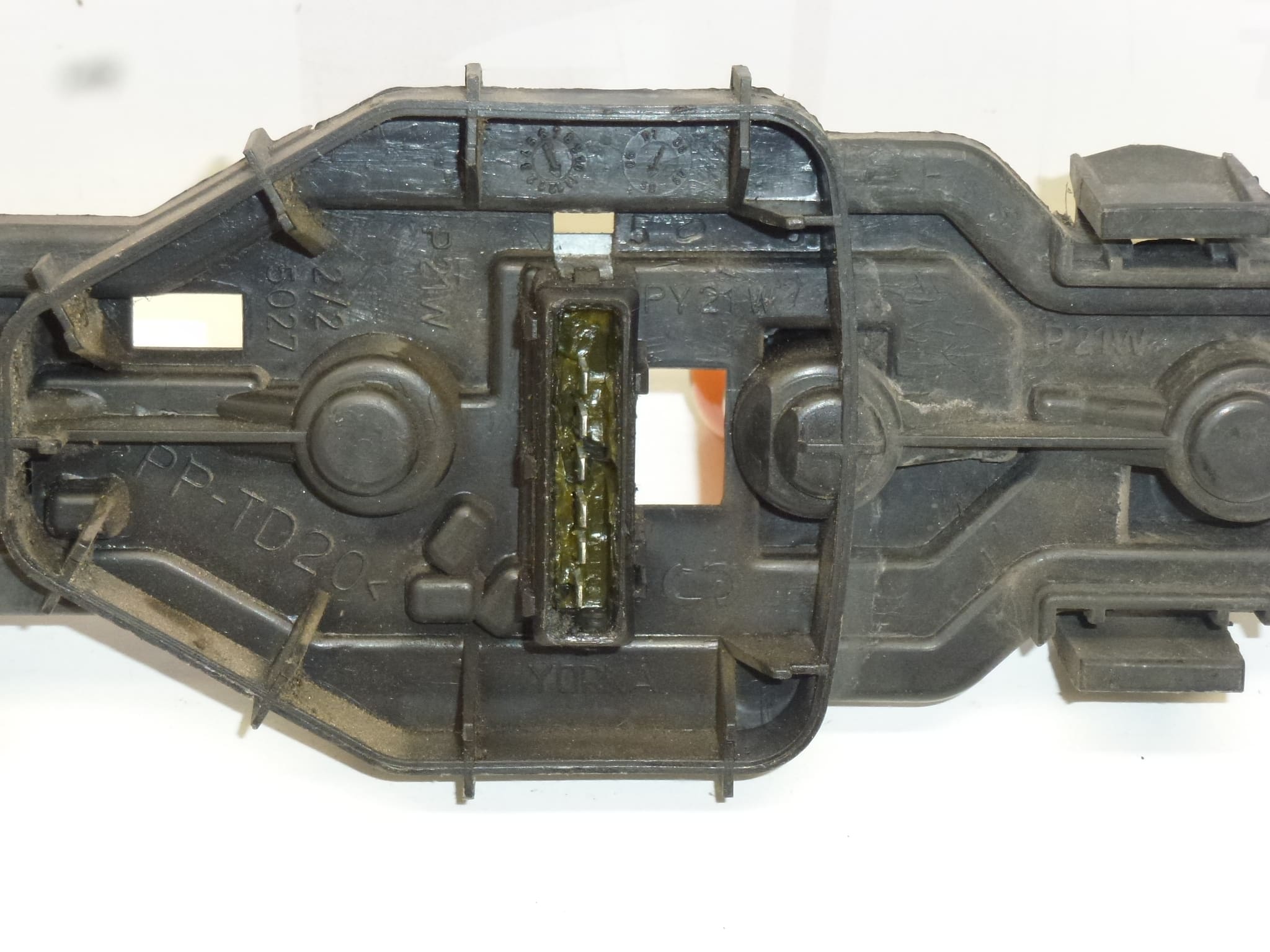 Soclu pentru bec Citroën Peugeot 634679