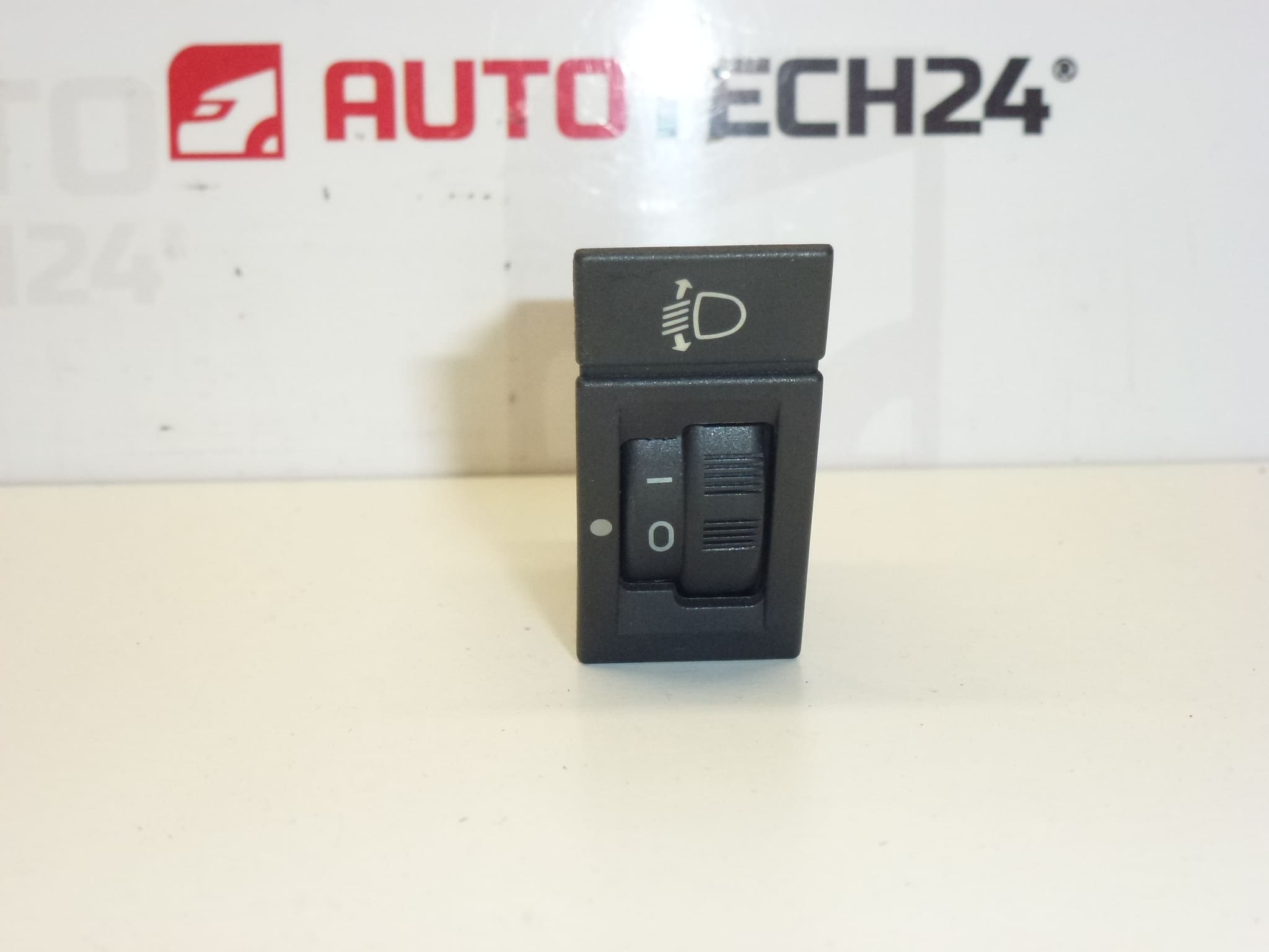 Controller de corectare a înălțimii luminii Citroën Peugeot 6552YN