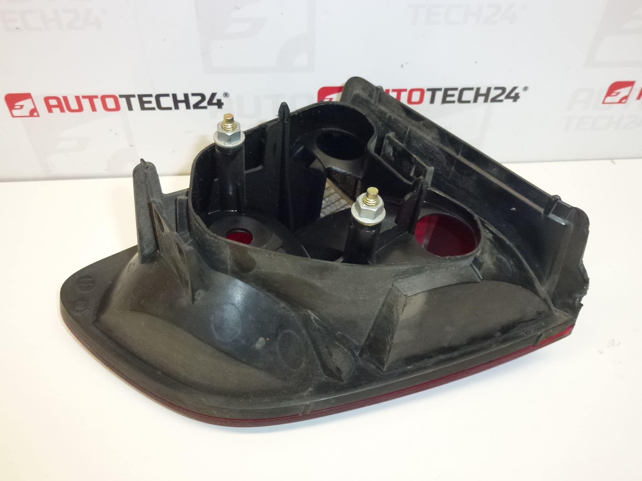 Lampa interioara spate dreapta Peugeot 406 COMBI 6351H6