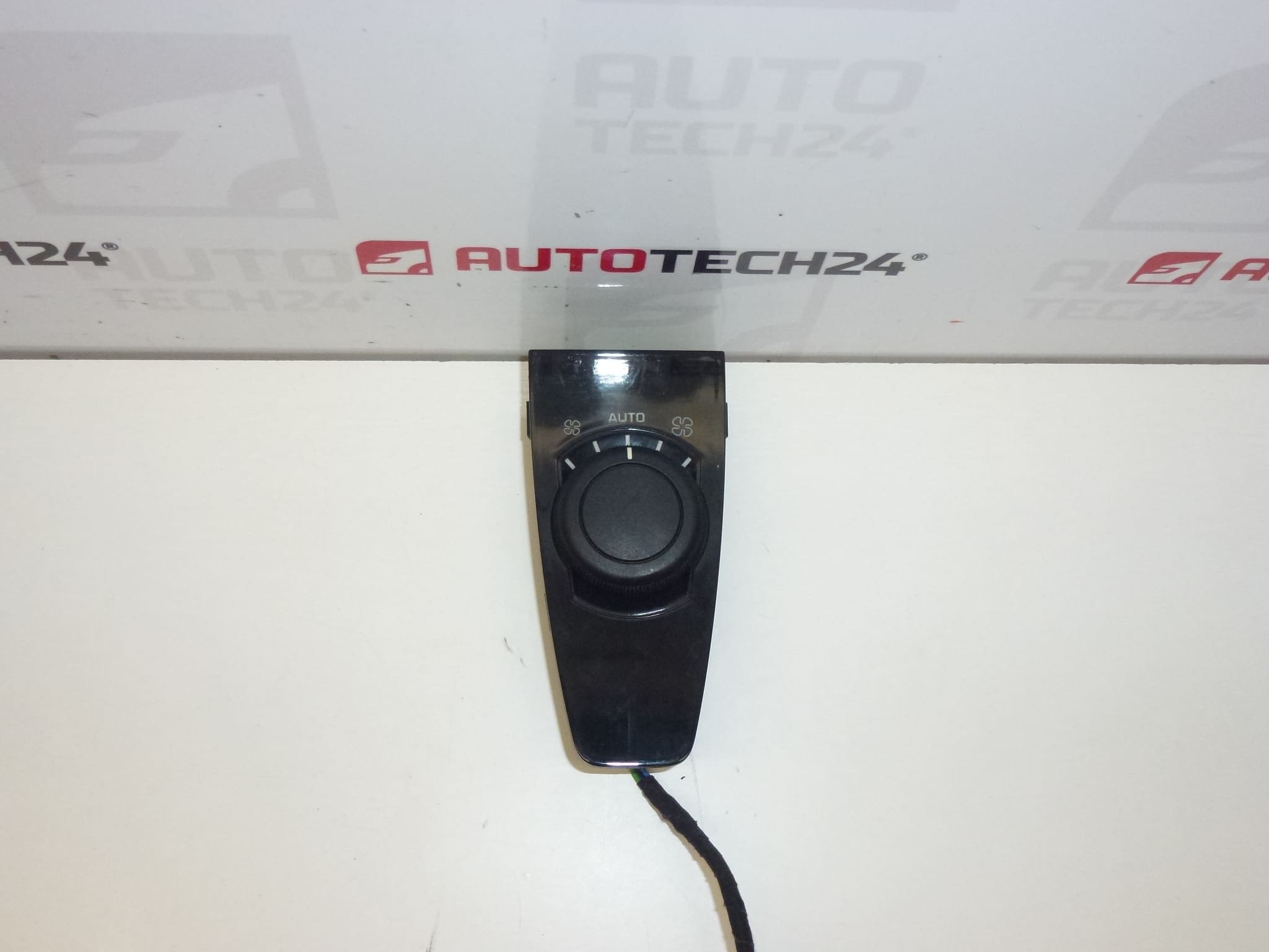 Control aer conditionat Citroën C4 Picasso 9659796977 6451XH
