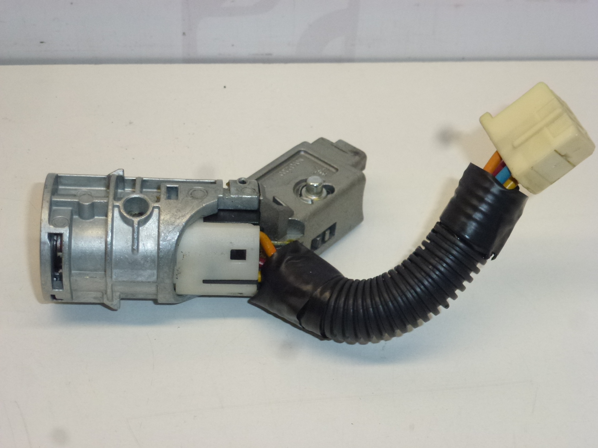 Cutie comutatoare si 2 placi Citroën C1 Peugeot 107 4162FK