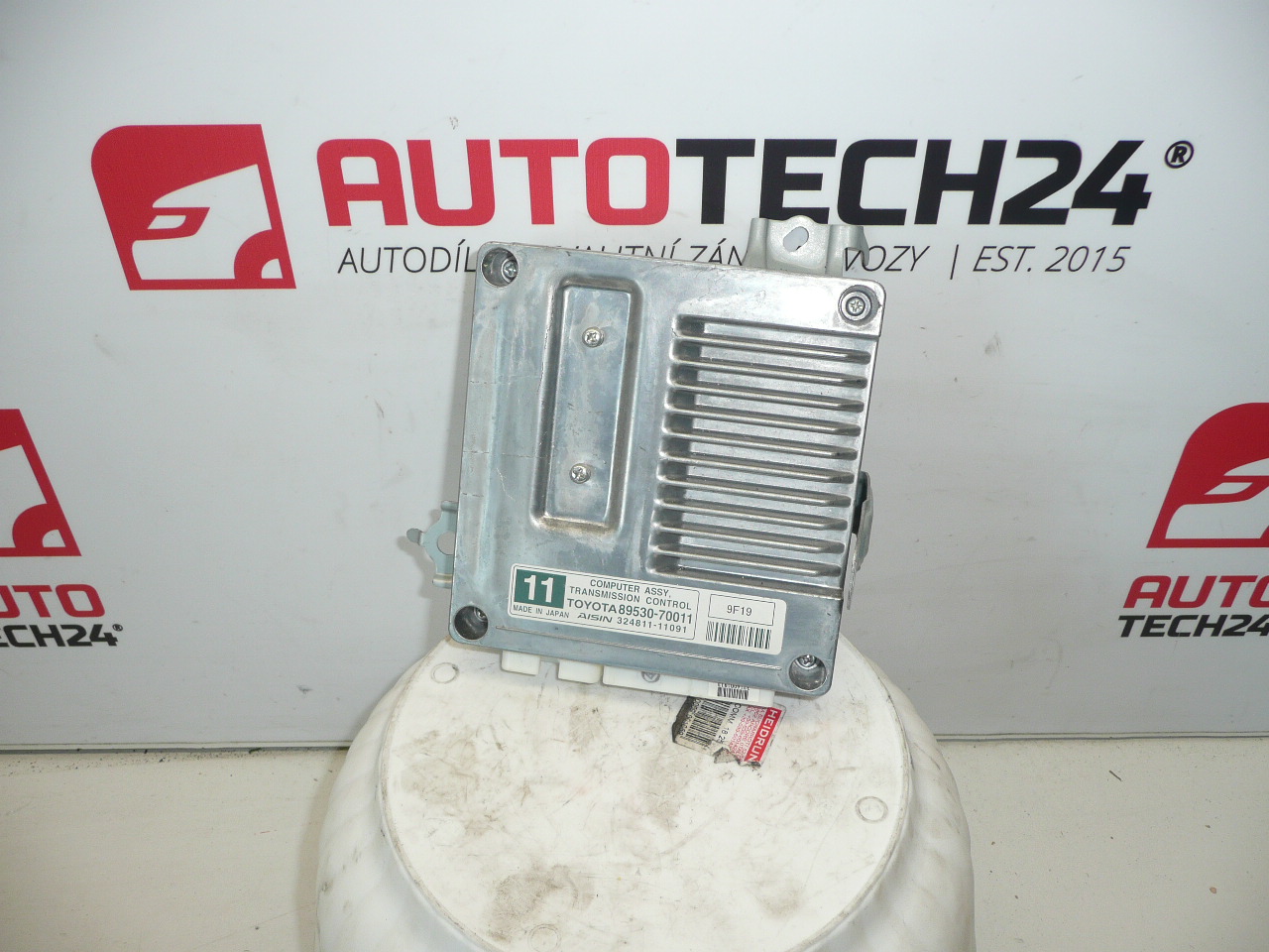 ECU senzor Citroën Peugeot 89530-70011