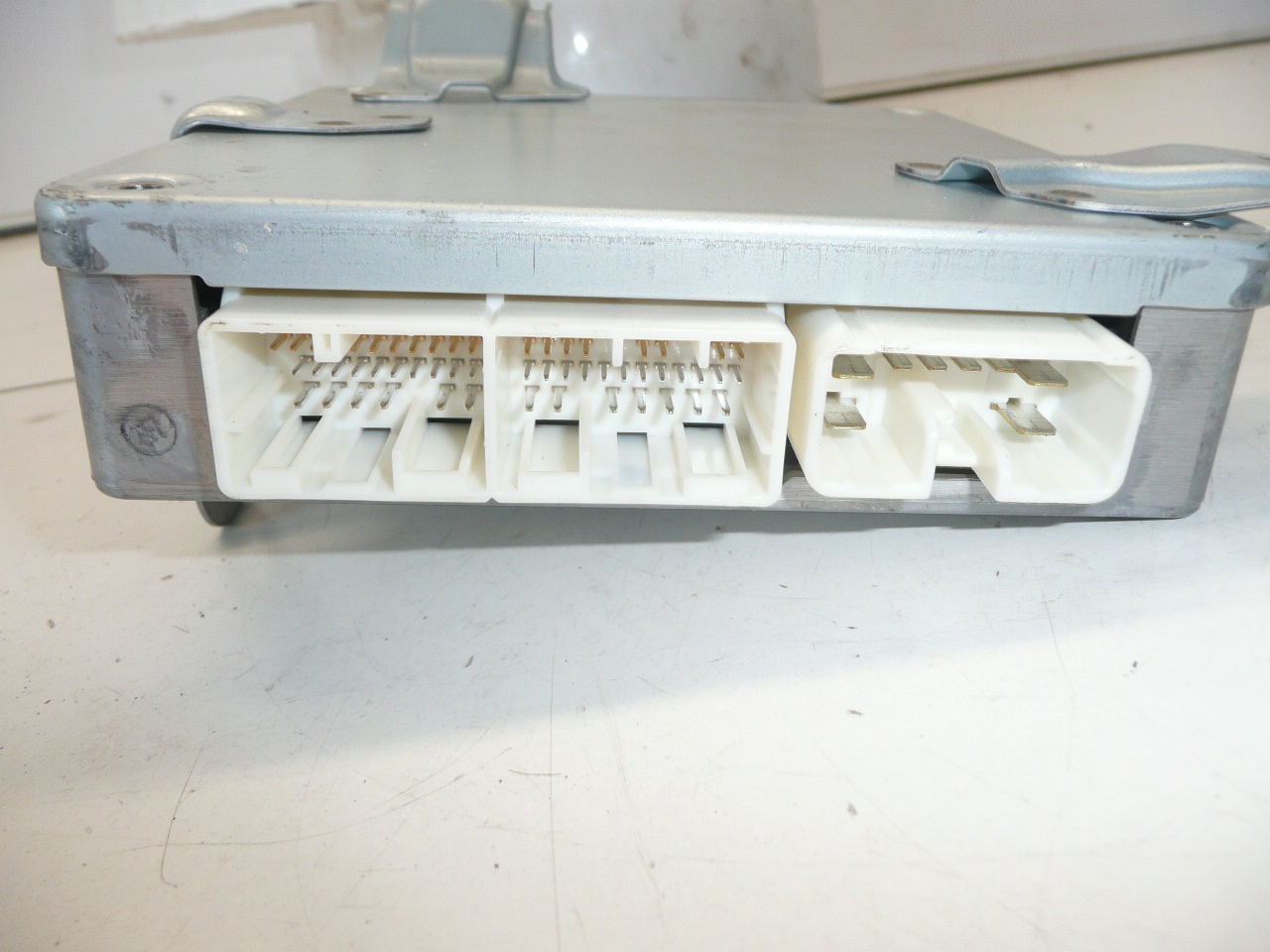 ECU senzor Citroën Peugeot 89530-70011