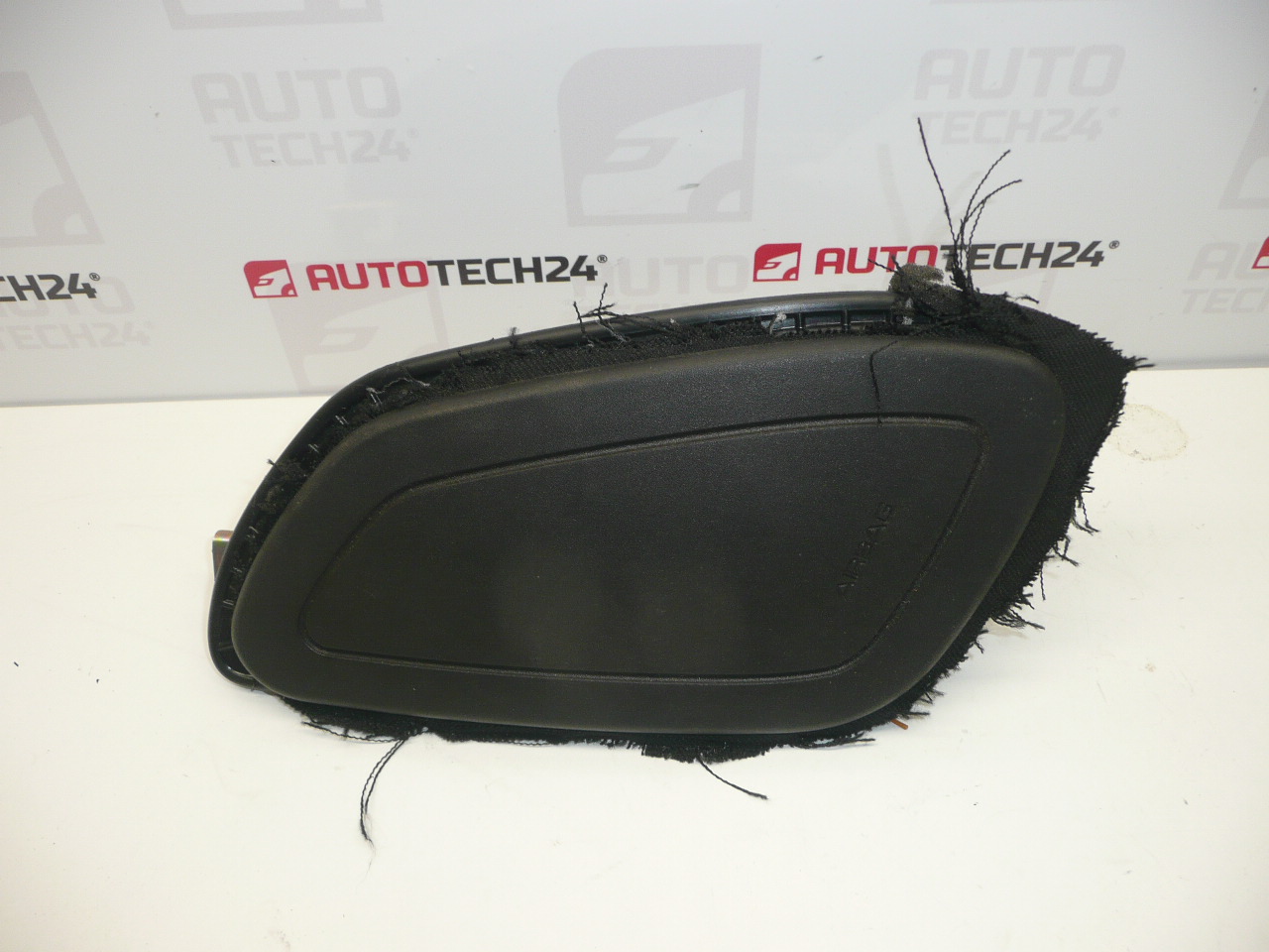Airbag scaun dreapta Peugeot 206 96484354ZR 8216AA